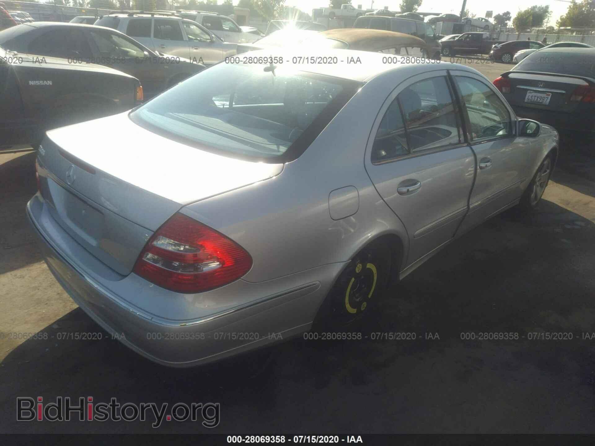 2003 MERCEDES-BENZ E-CLASS - VIN: WDBUF70J43A073208 - Фото 4