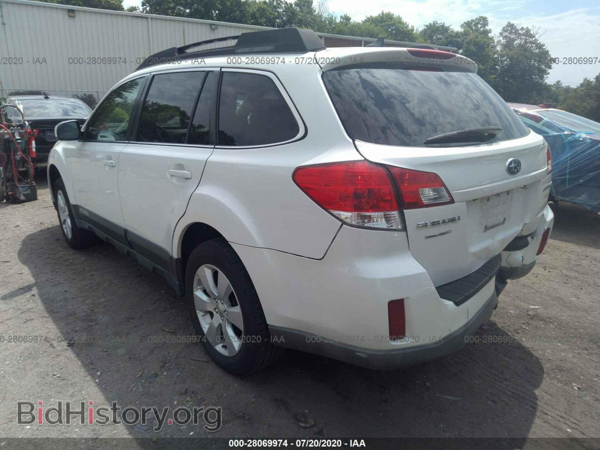 2011 SUBARU OUTBACK - VIN: 4S4BRBKC9B3354792 - Фото 3