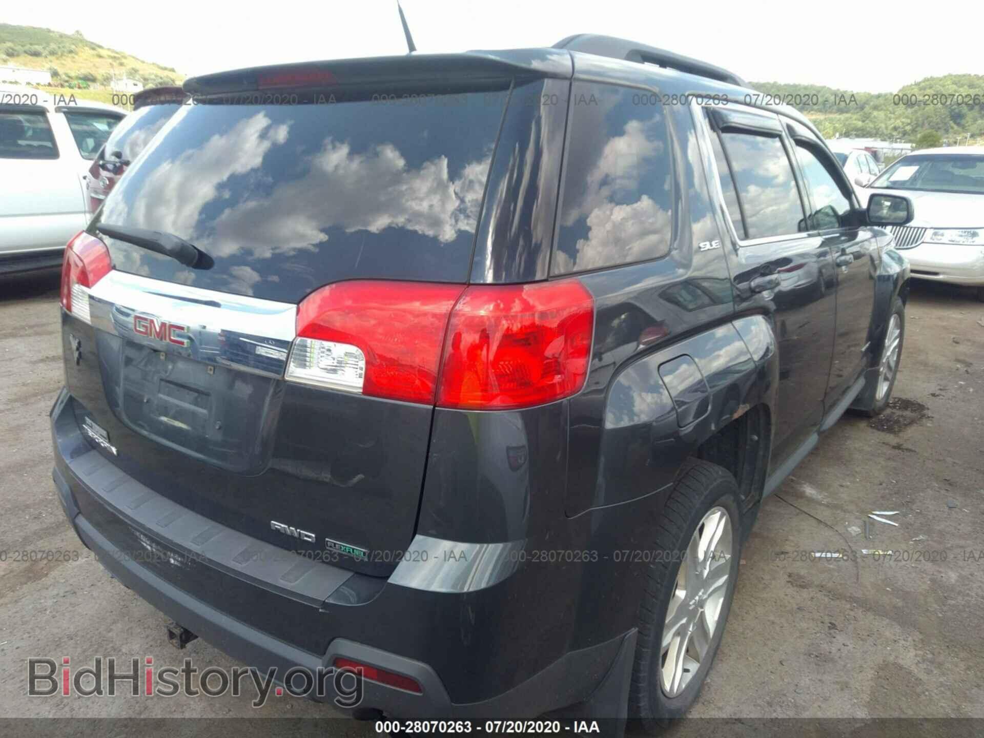 2011 GMC TERRAIN - VIN: 2CTFLTE52B6256193 - Photo 4