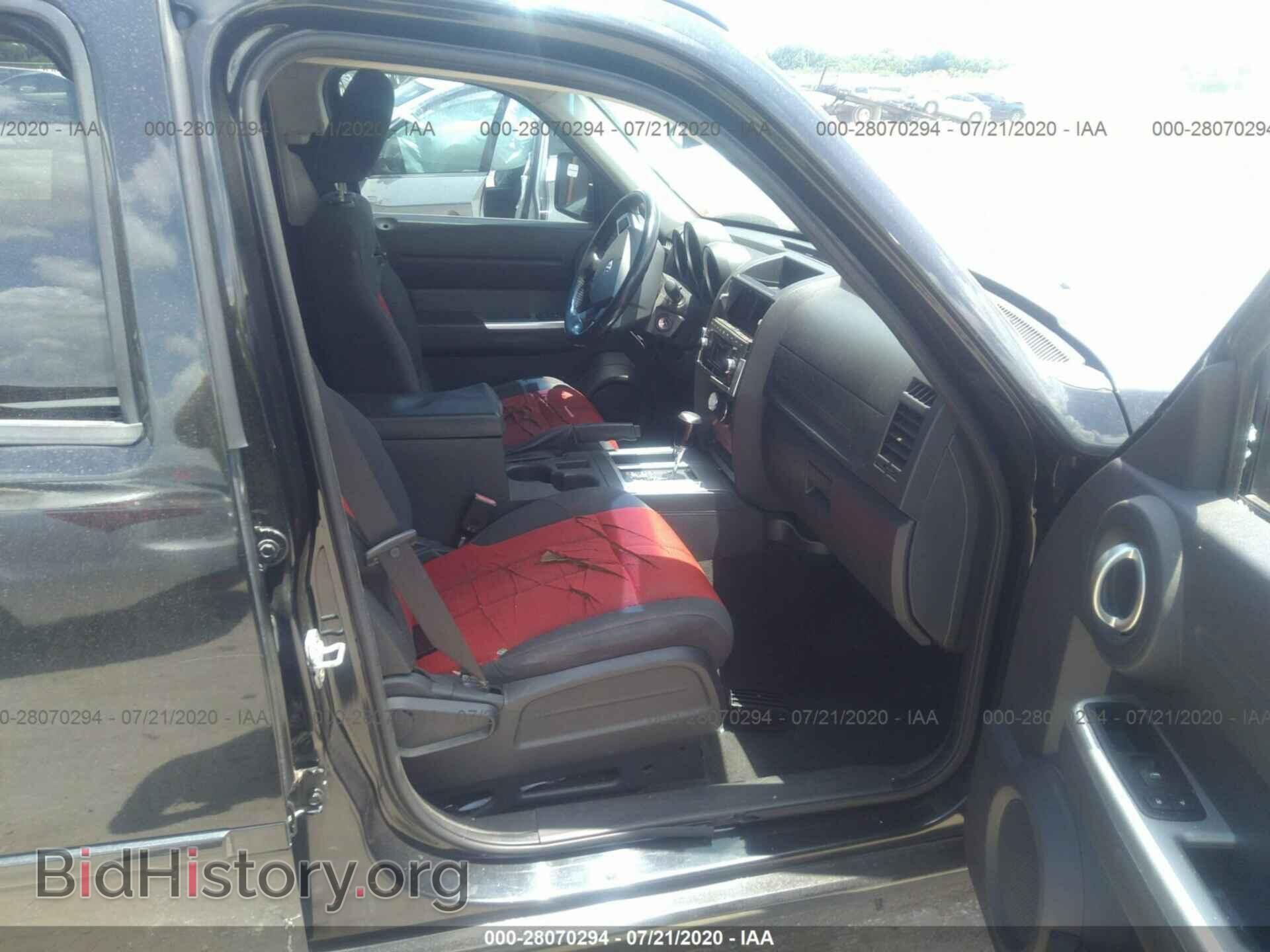 2008 DODGE NITRO - VIN: 1D8GT58608W218557 - Photo 5