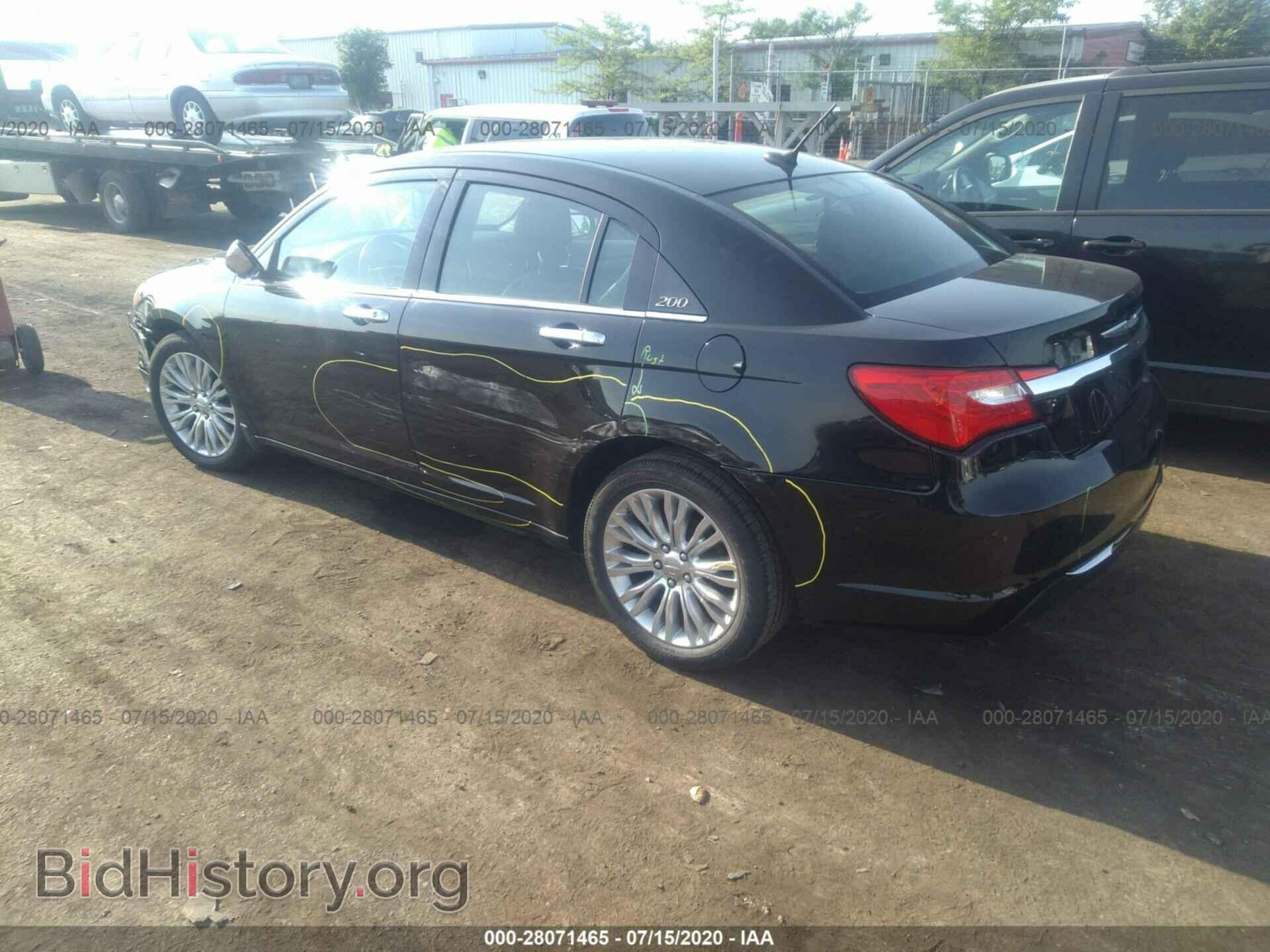 2011 CHRYSLER 200 - VIN: 1C3BC2FG0BN618168 - Фото 3
