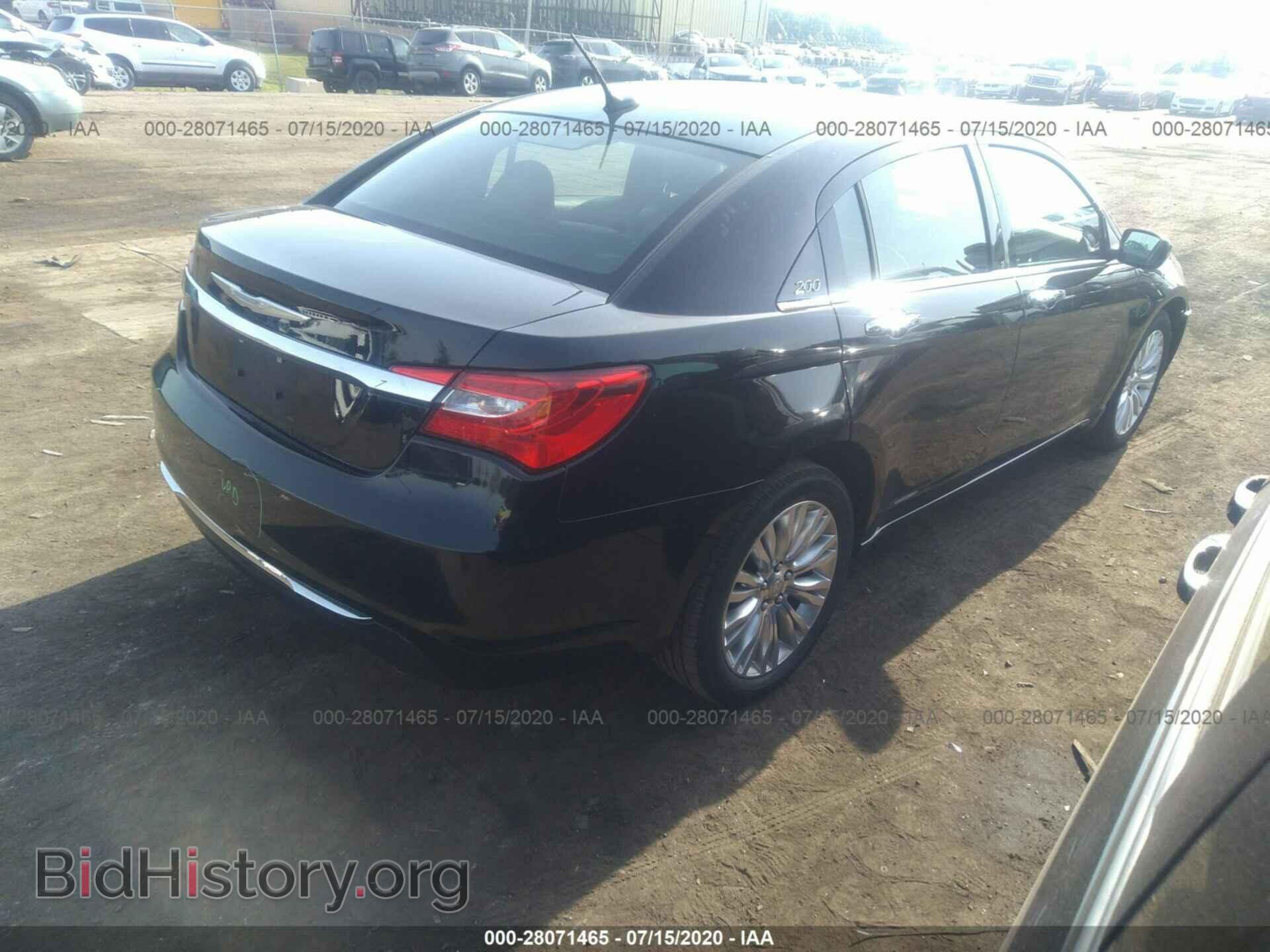 2011 CHRYSLER 200 - VIN: 1C3BC2FG0BN618168 - Фото 4