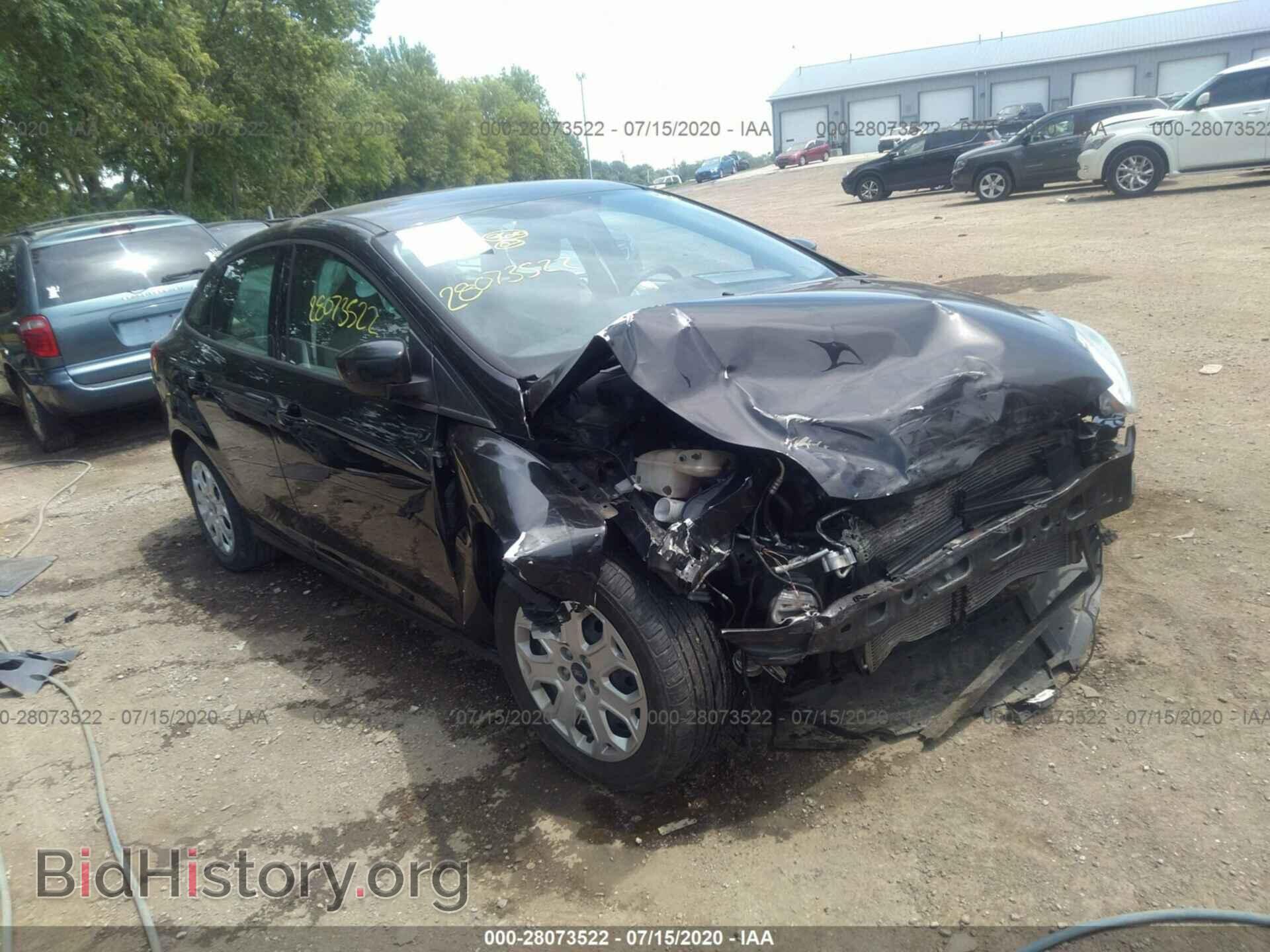 Photo 1FAHP3F29CL385544 - FORD FOCUS 2012