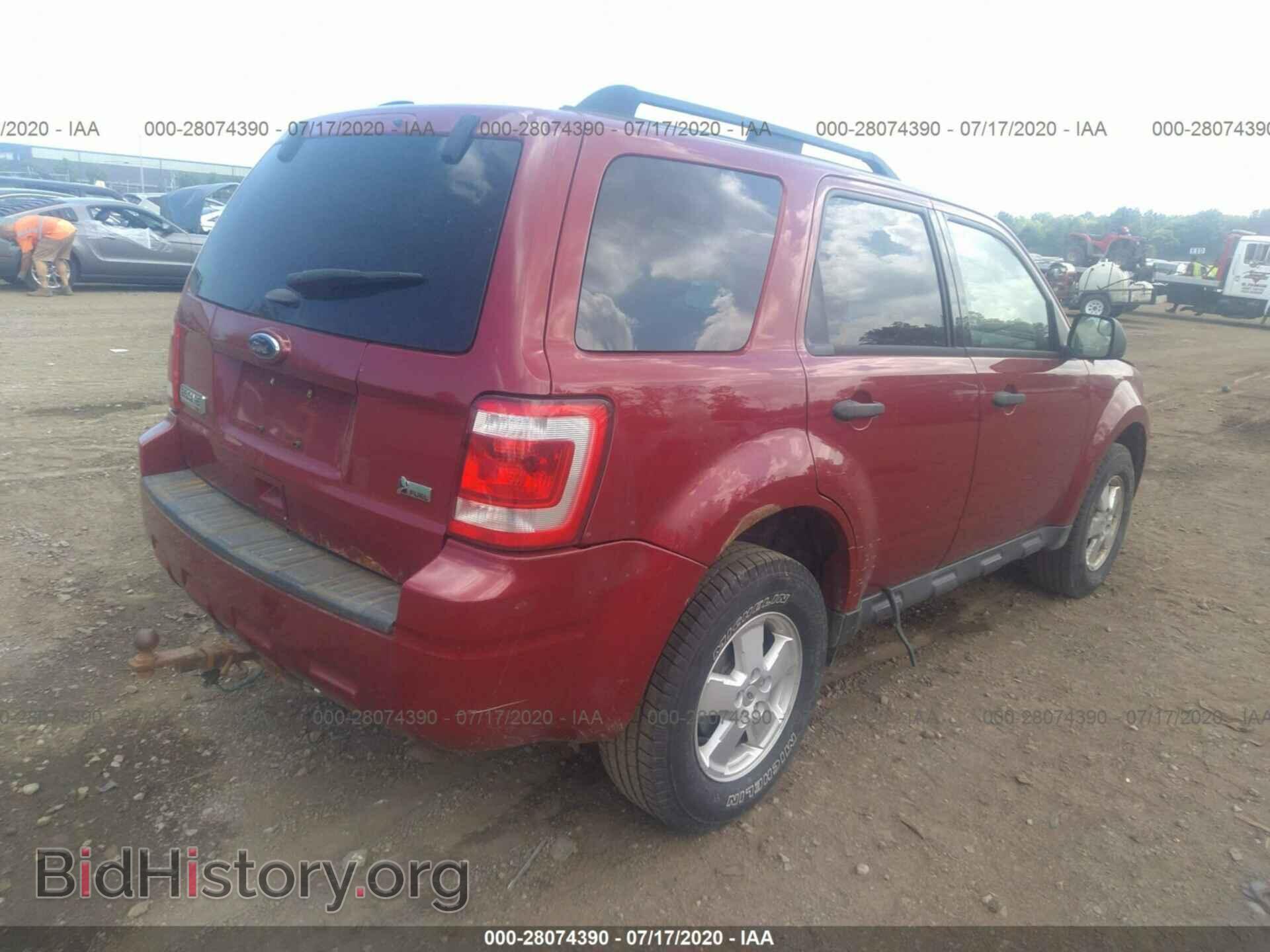 2011 FORD ESCAPE - VIN: 1FMCU9DG1BKB22656 - Фото 4