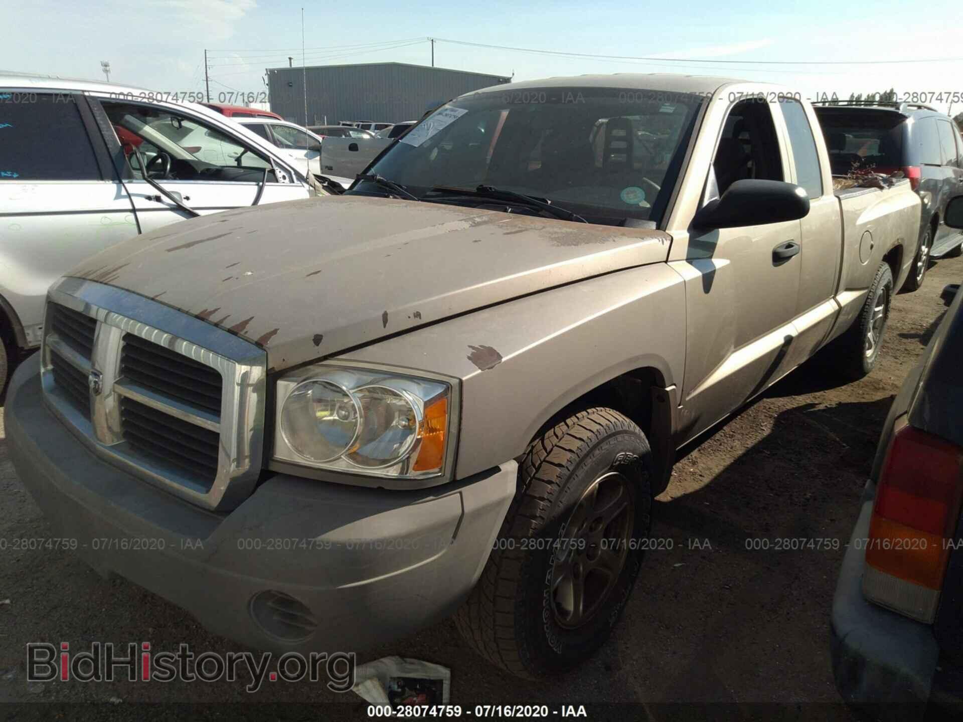 2005 DODGE DAKOTA - VIN: 1D7HE42K95S247657 - Фото 2