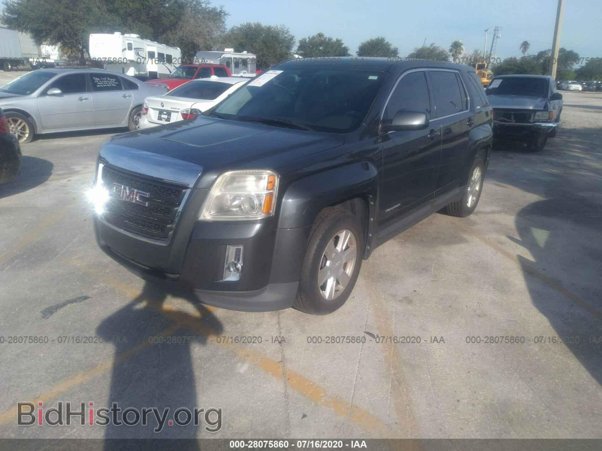 2011 GMC TERRAIN - VIN: 2CTALMEC4B6242732 - Photo 2