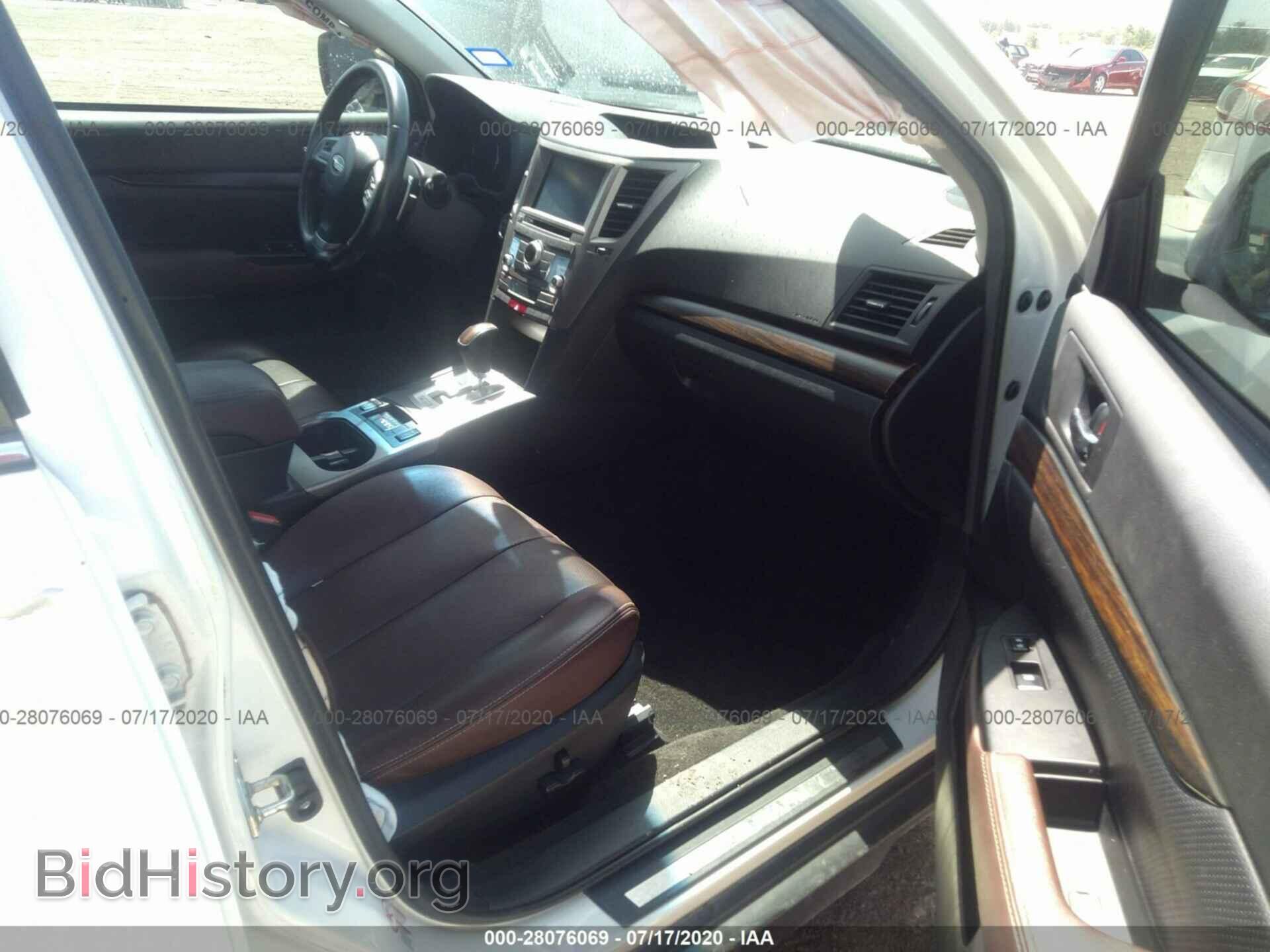 2014 SUBARU OUTBACK - VIN: 4S4BRCPC1E3221544 - Фото 5