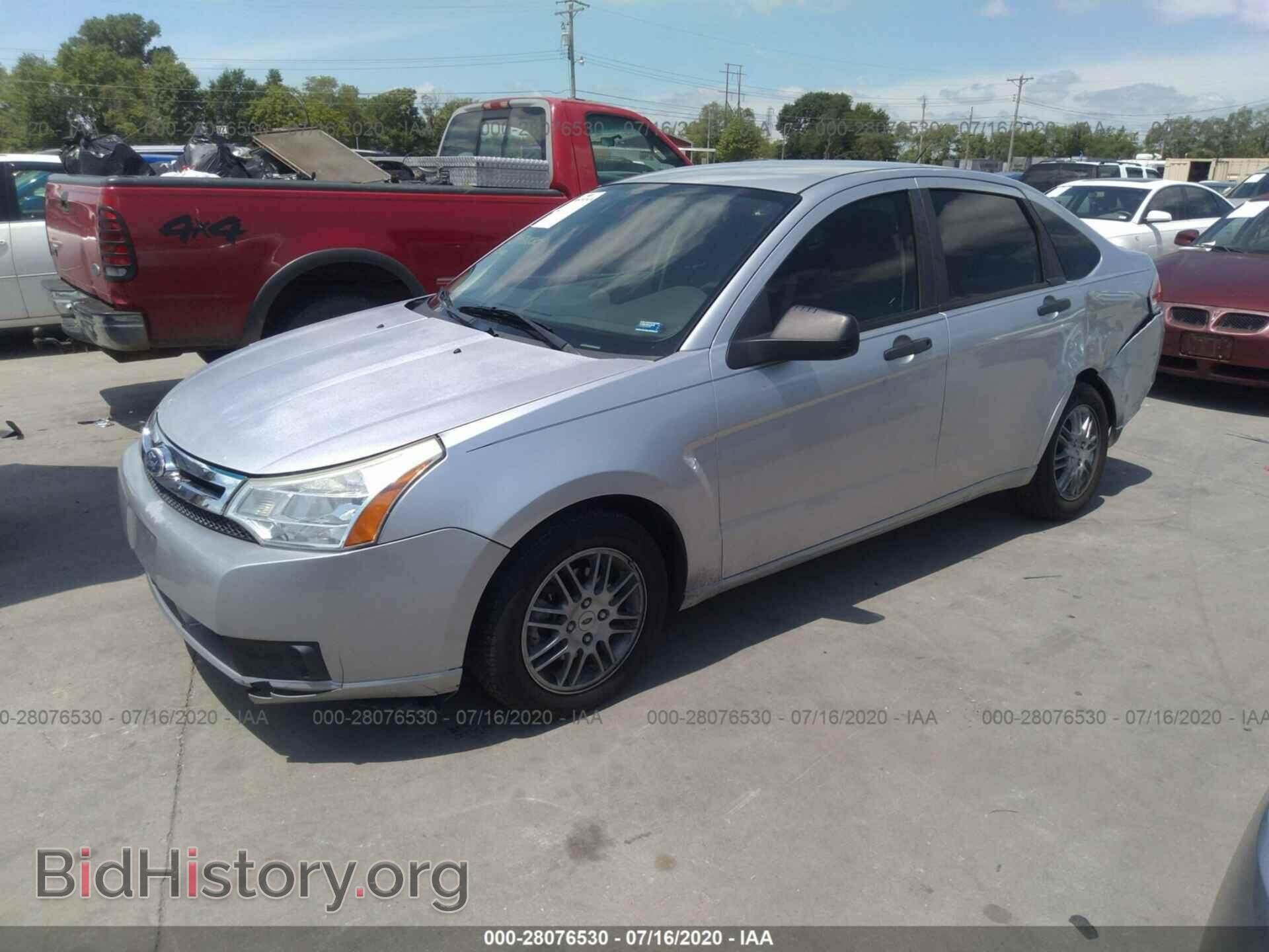 2011 FORD FOCUS - VIN: 1FAHP3FN9BW179809 - Фото 2