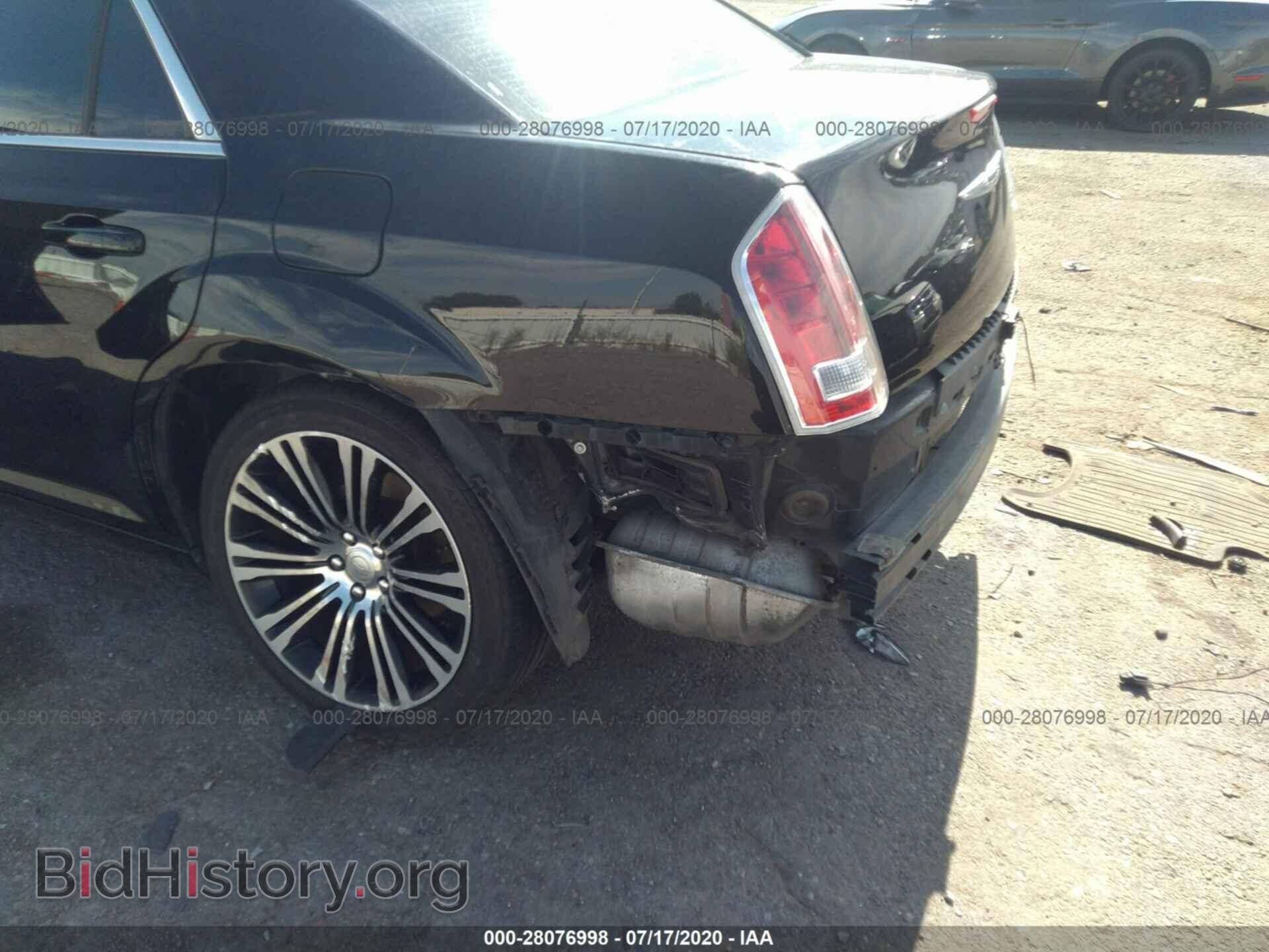 2012 CHRYSLER 300 - VIN: 2C3CCABG5CH217049 - Photo 6