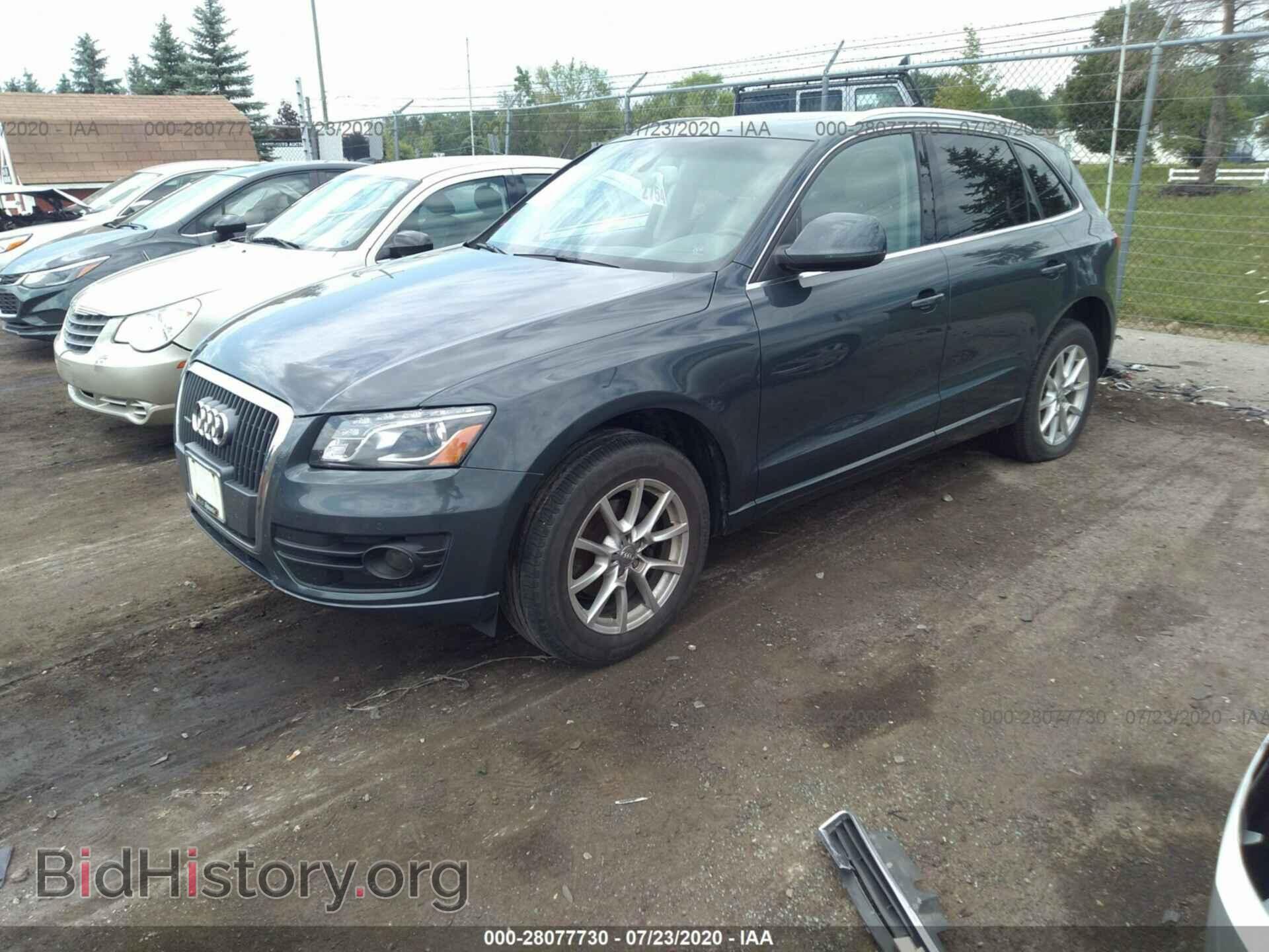 2011 AUDI Q5 - VIN: WA1LFAFP1BA111220 - Фото 2