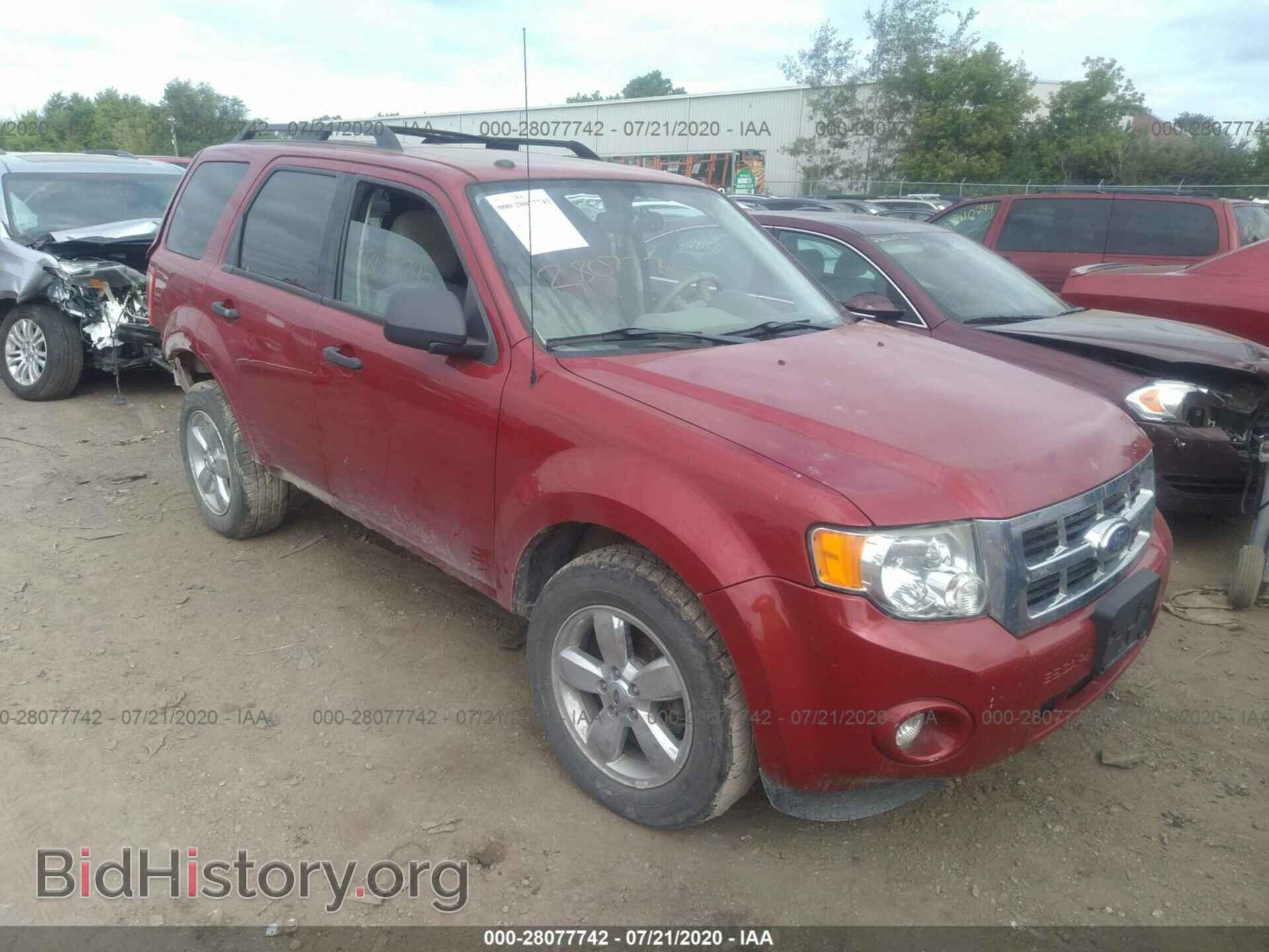Фотография 1FMCU9DG2BKB83112 - FORD ESCAPE 2011