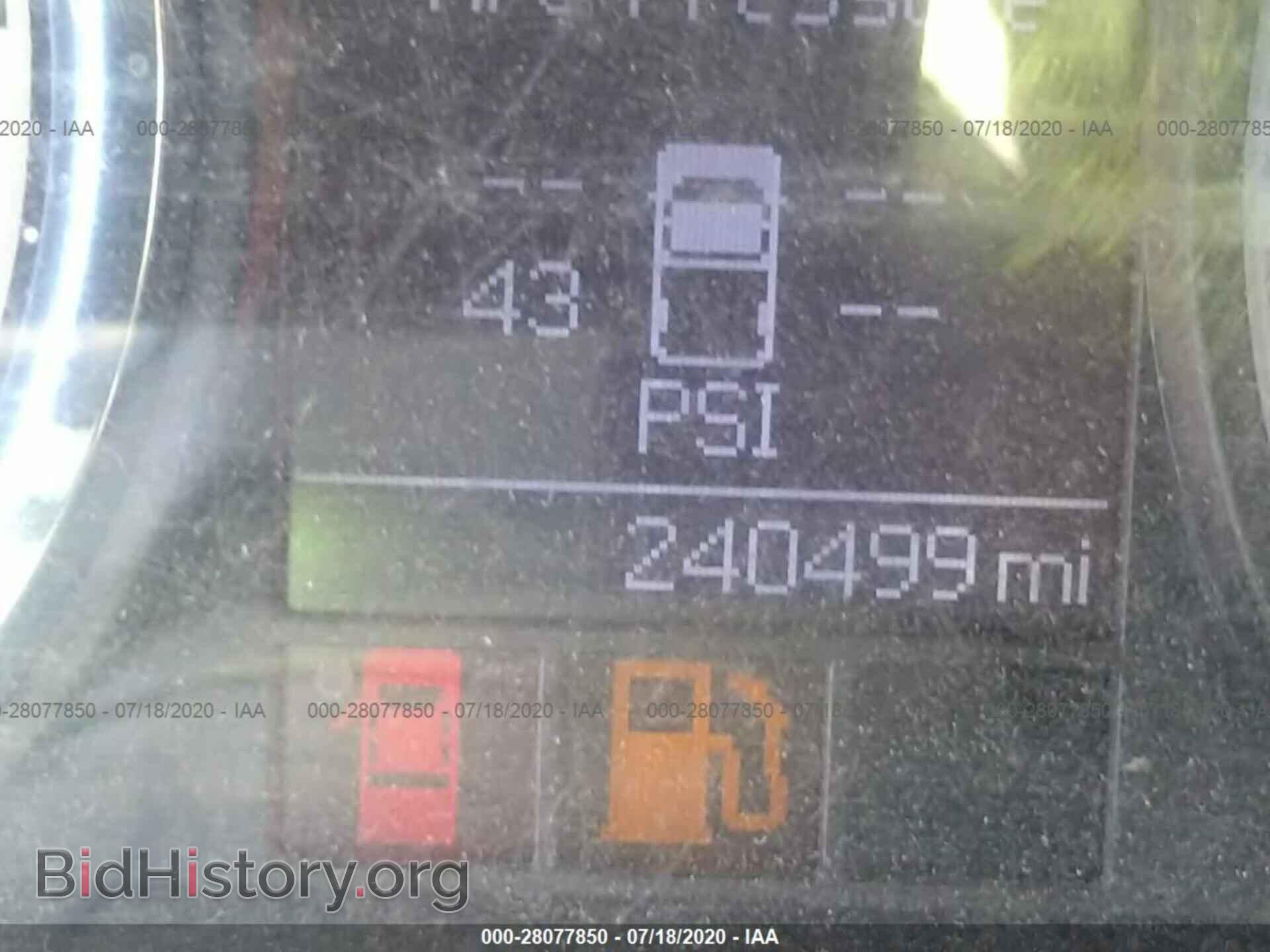 2010 DODGE RAM 1500 - VIN: 1D7RB1GP0AS101805 - Фото 7