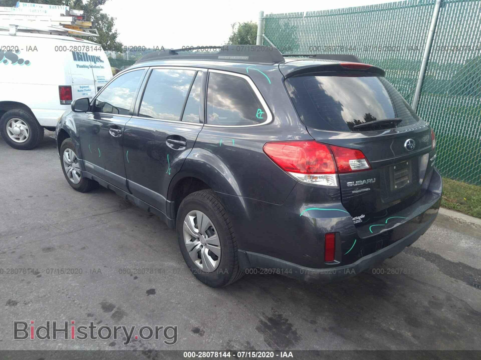 2011 SUBARU OUTBACK - VIN: 4S4BRBAC0B3367450 - Photo 3