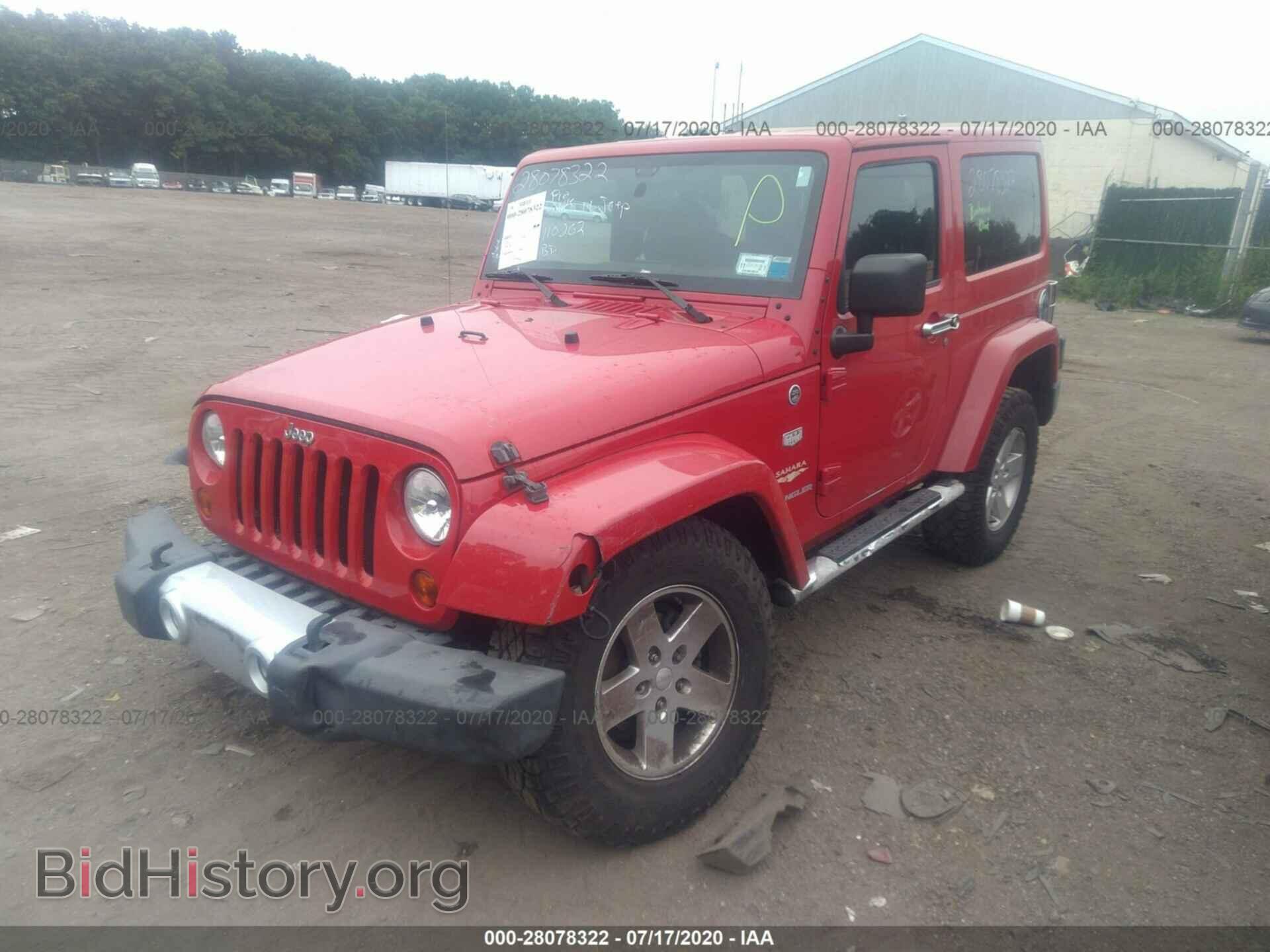 2011 JEEP WRANGLER - VIN: 1J4GA5D17BL547256 - Фото 2