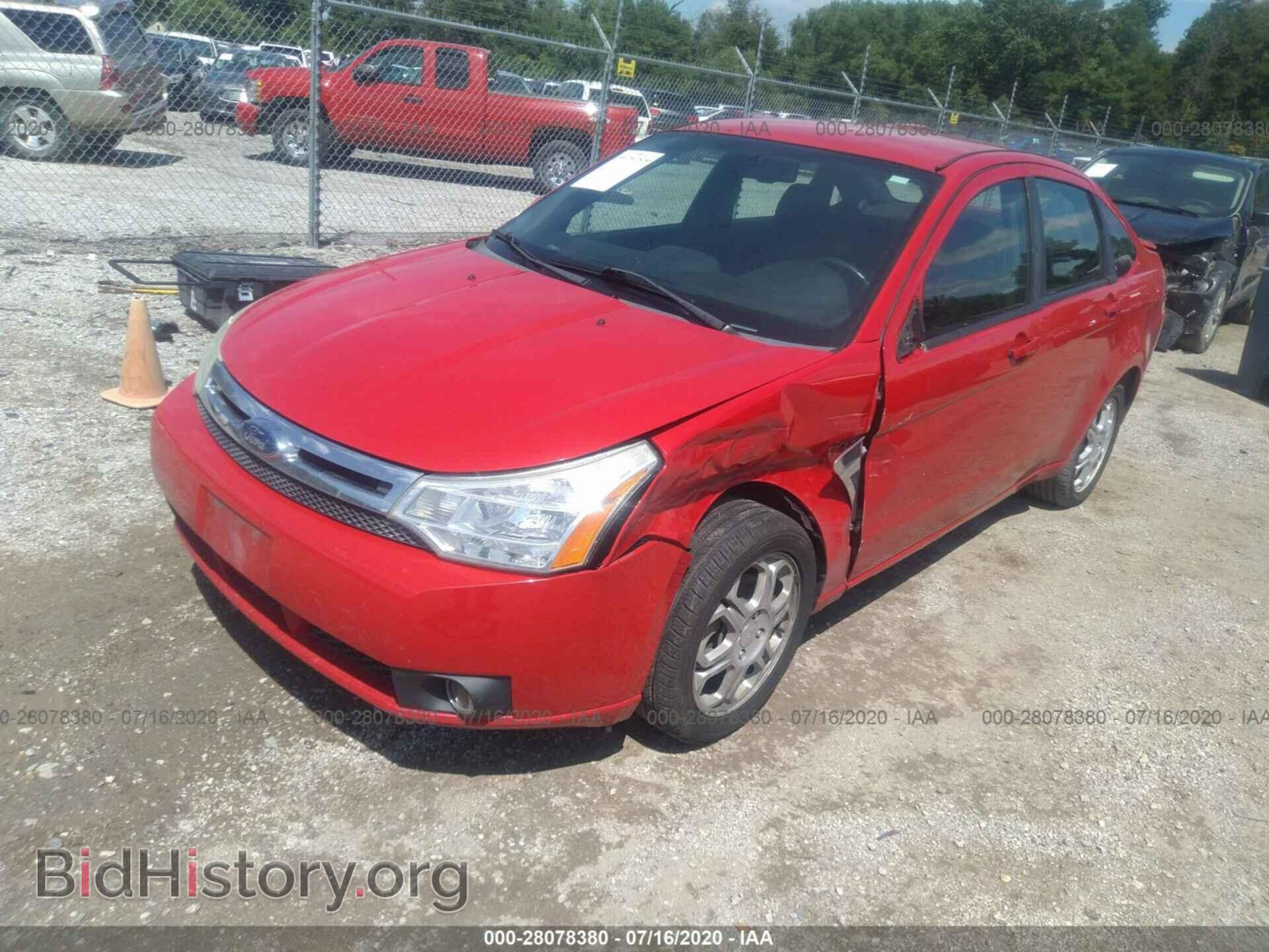 2008 FORD FOCUS - VIN: 1FAHP35N88W249620 - Фото 2