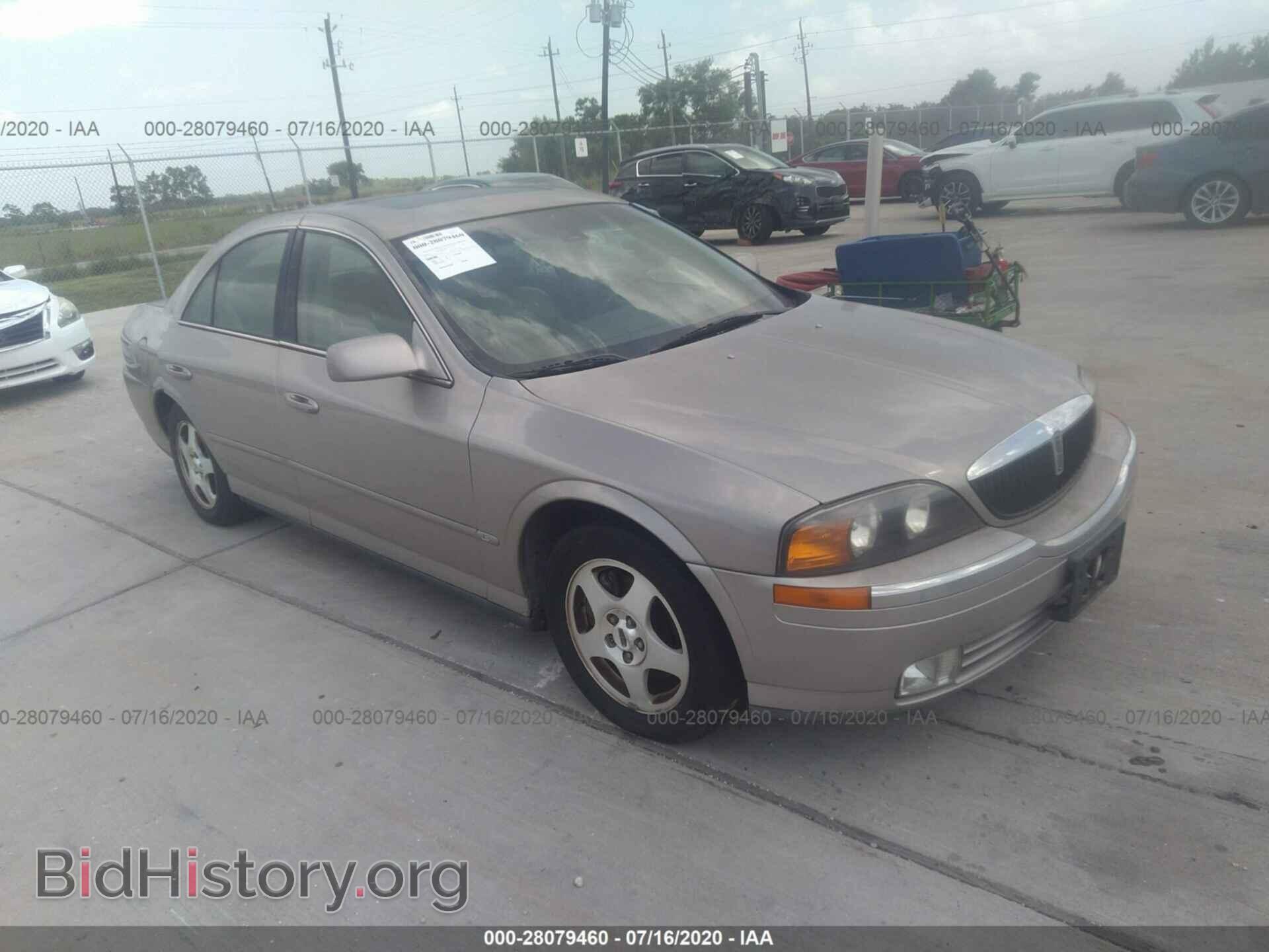 Фотография 1LNHM87A2YY931158 - LINCOLN LS 2000