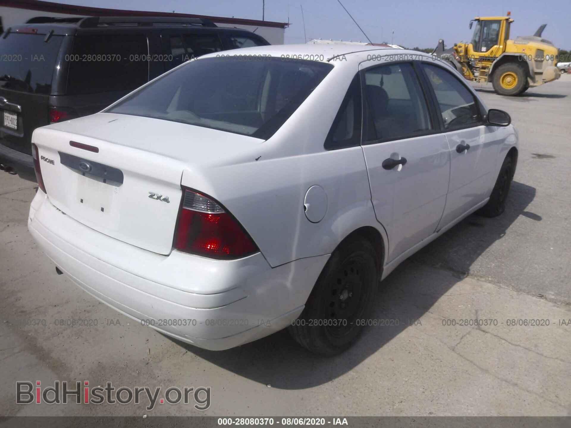 2005 FORD FOCUS - VIN: 1FAFP34N95W180313 - Фото 4