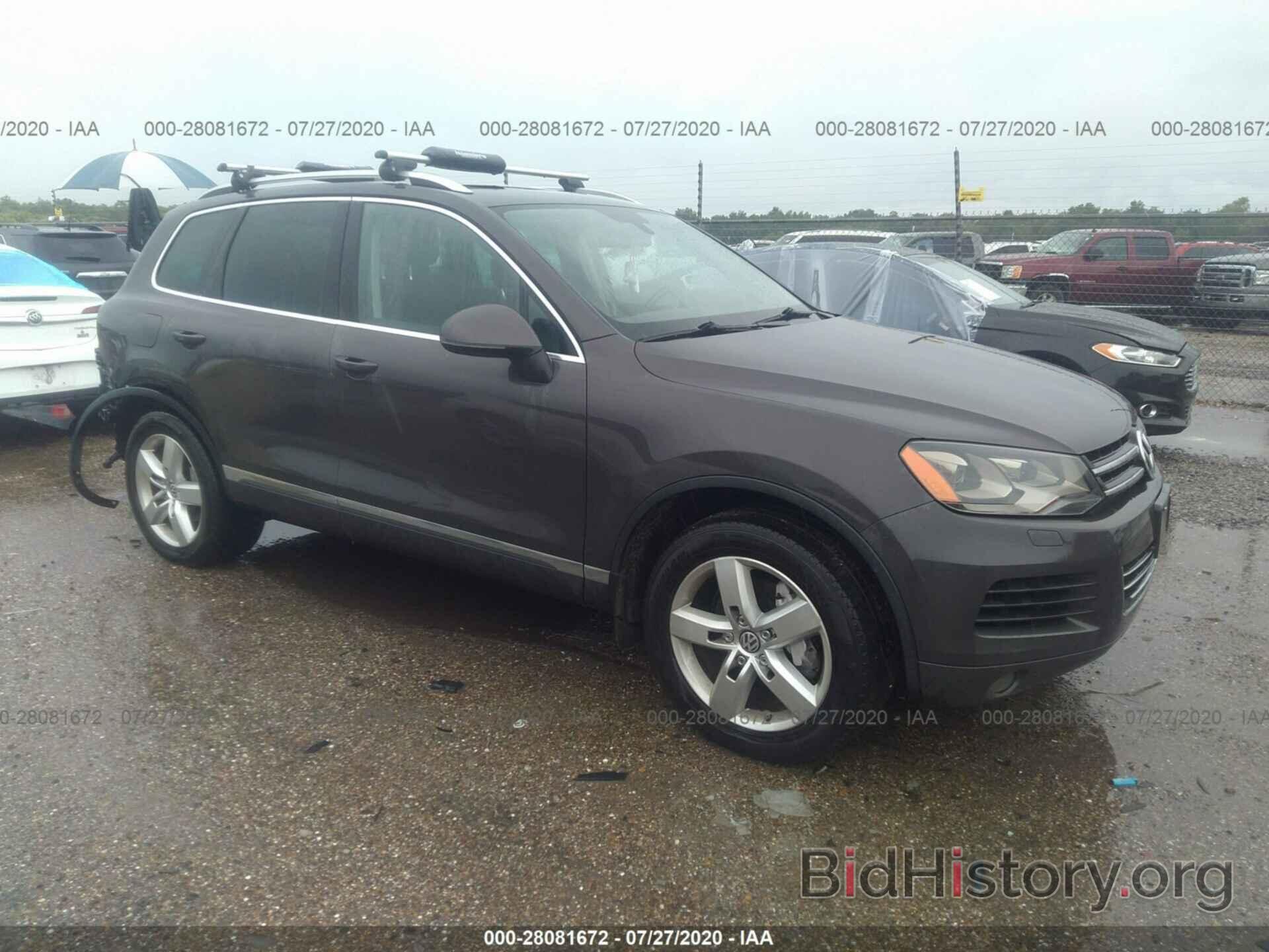 Photo WVGEF9BP2CD008290 - VOLKSWAGEN TOUAREG 2012