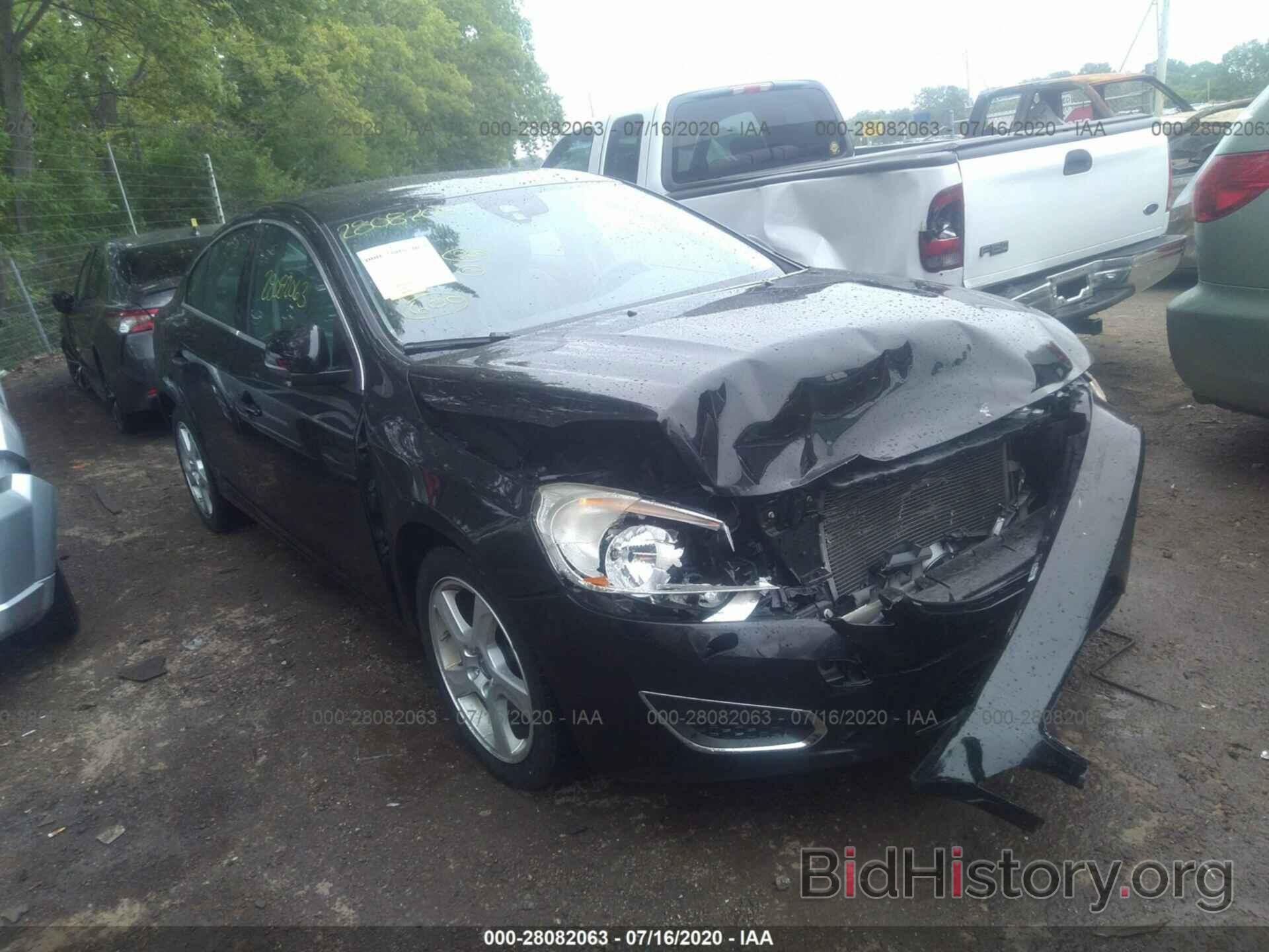 Photo YV1622FS8C2039561 - VOLVO S60 2012