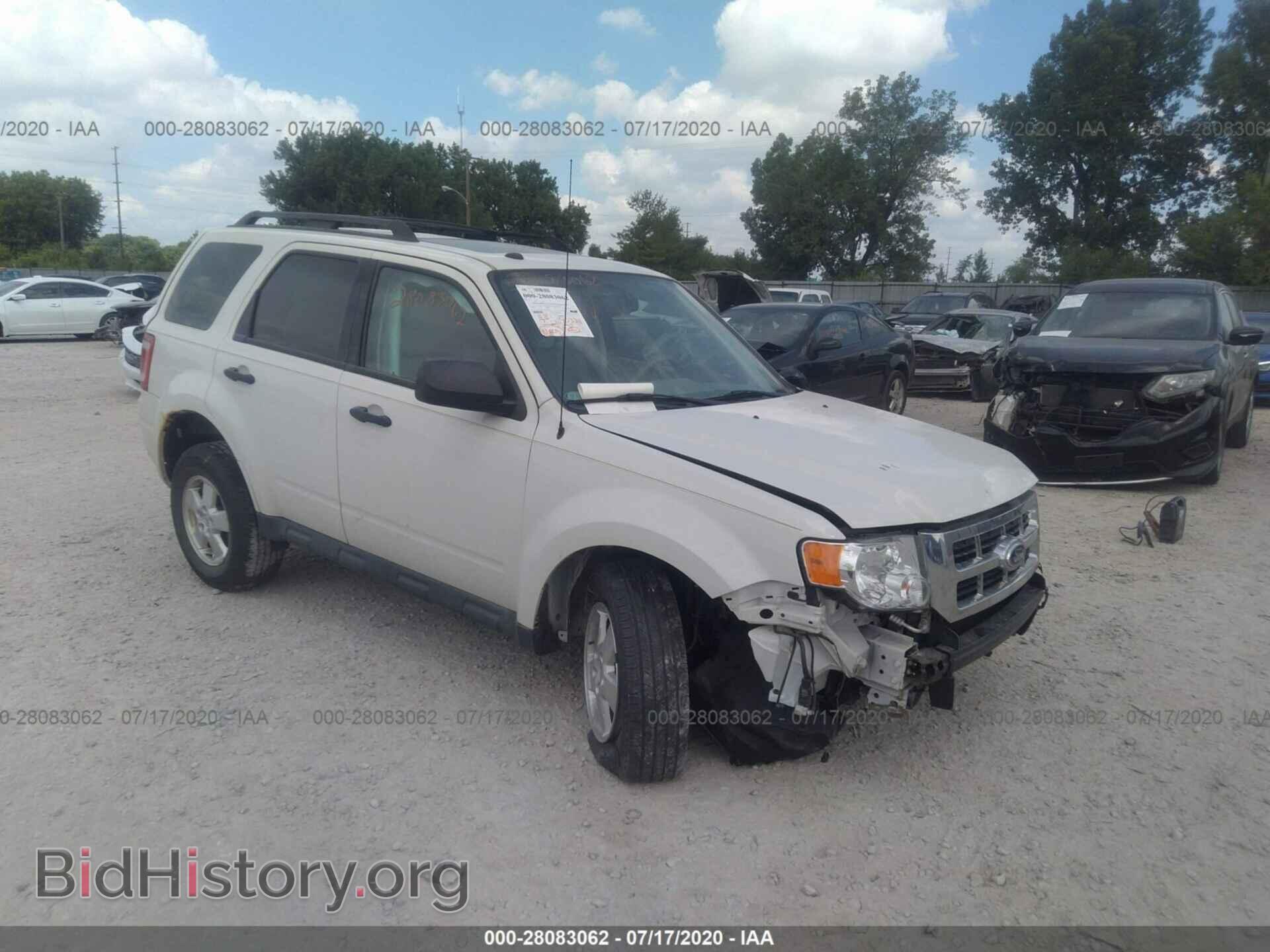 Photo 1FMCU0D7XCKB40389 - FORD ESCAPE 2012
