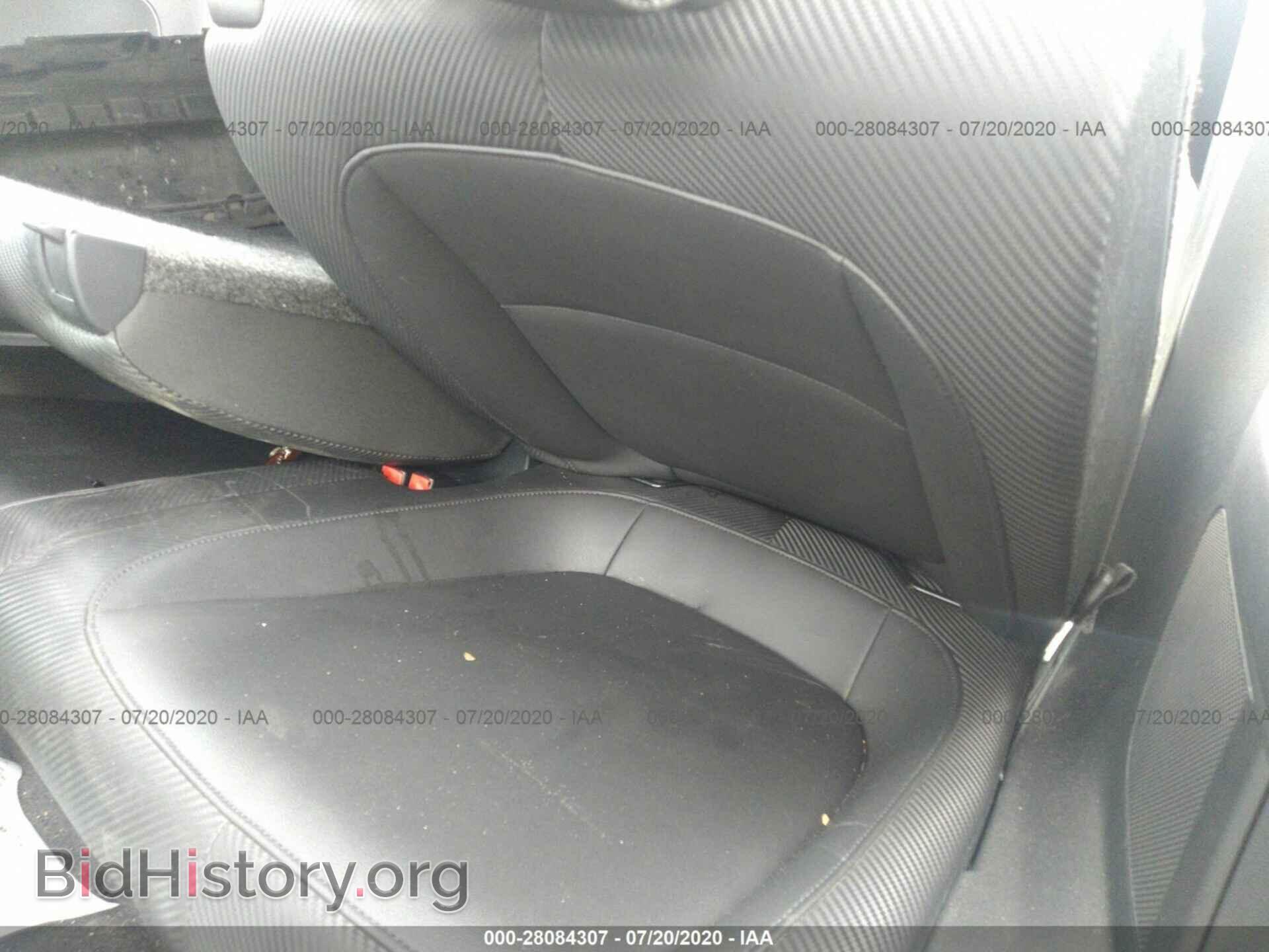 2012 VOLKSWAGEN BEETLE - VIN: 3VWJP7AT7CM618366 - Фото 8