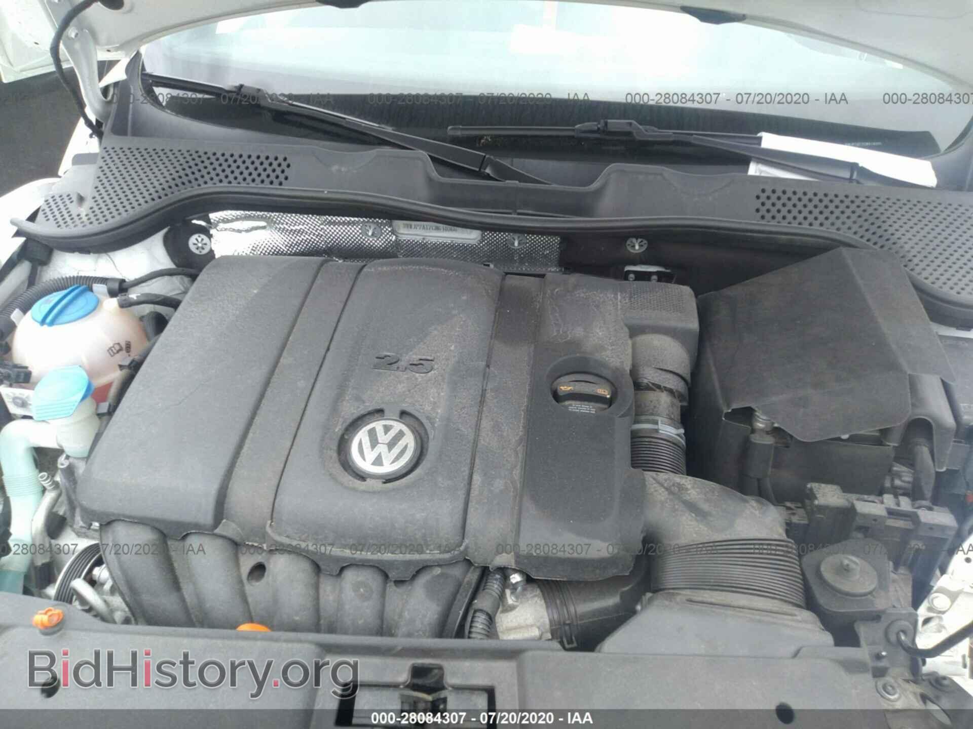 2012 VOLKSWAGEN BEETLE - VIN: 3VWJP7AT7CM618366 - Фото 10