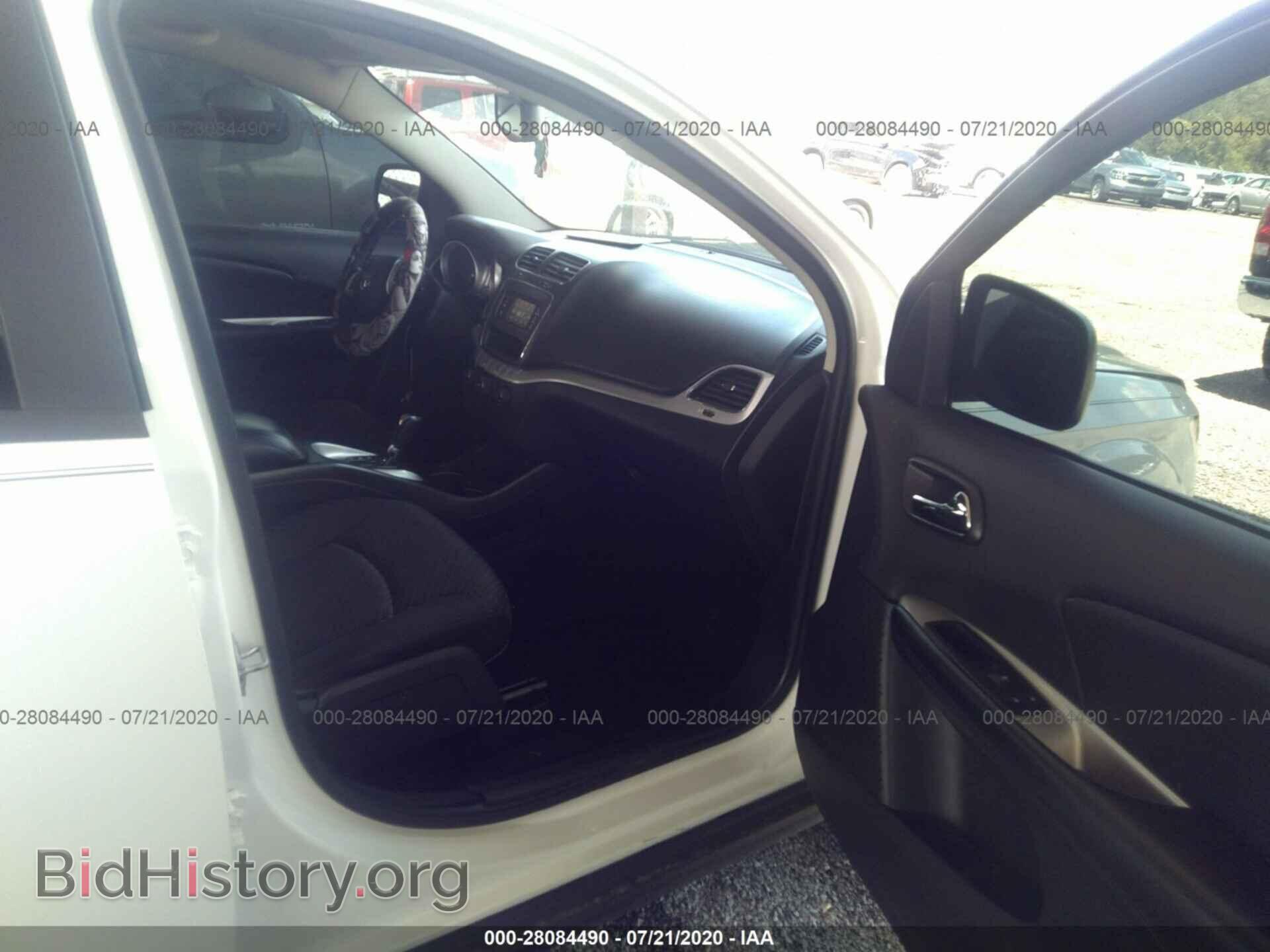 2017 DODGE JOURNEY - VIN: 3C4PDCAB6HT504443 - Фото 5