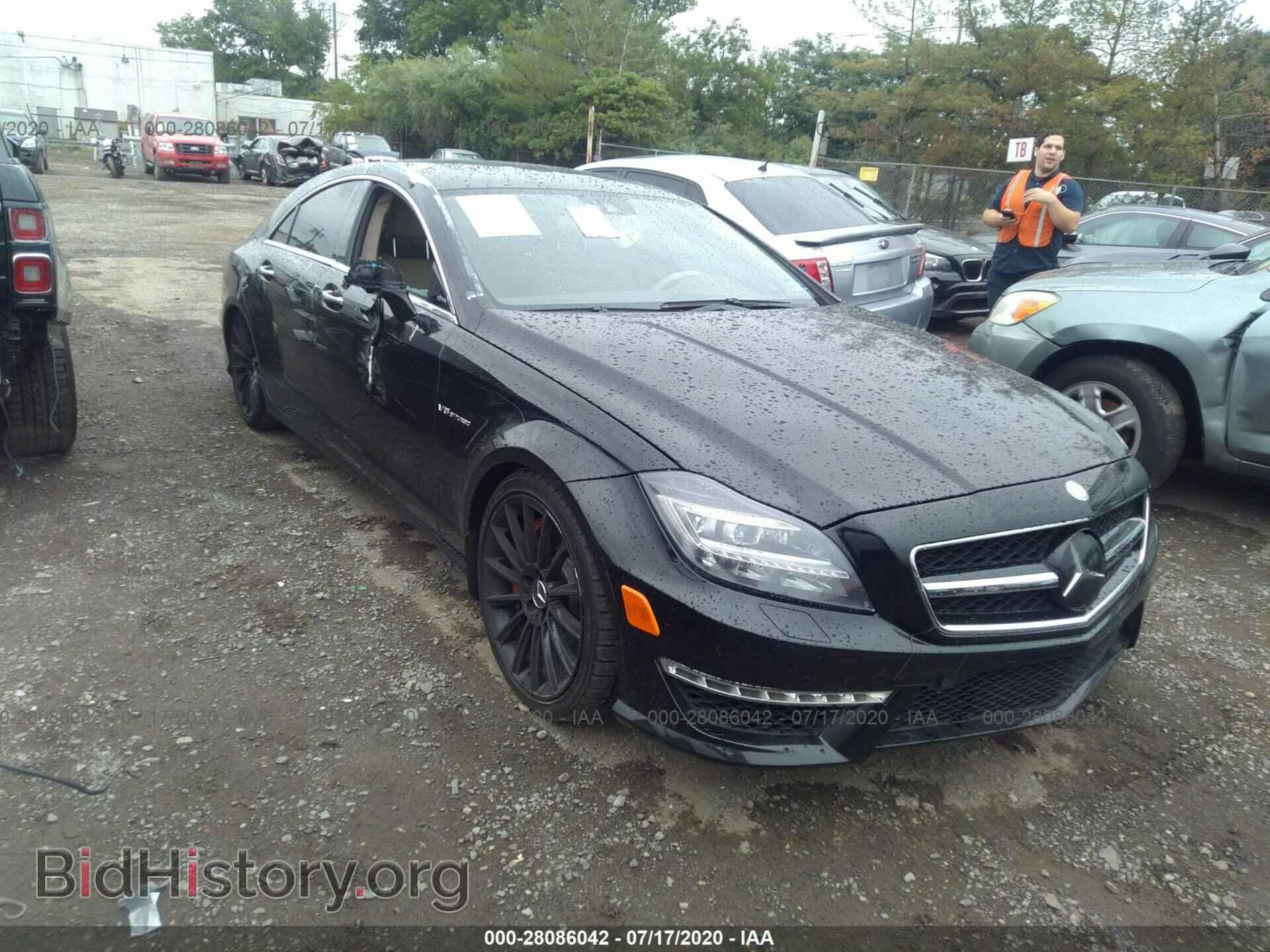 Photo WDDLJ7EB3CA013438 - MERCEDES-BENZ CLS-CLASS 2012