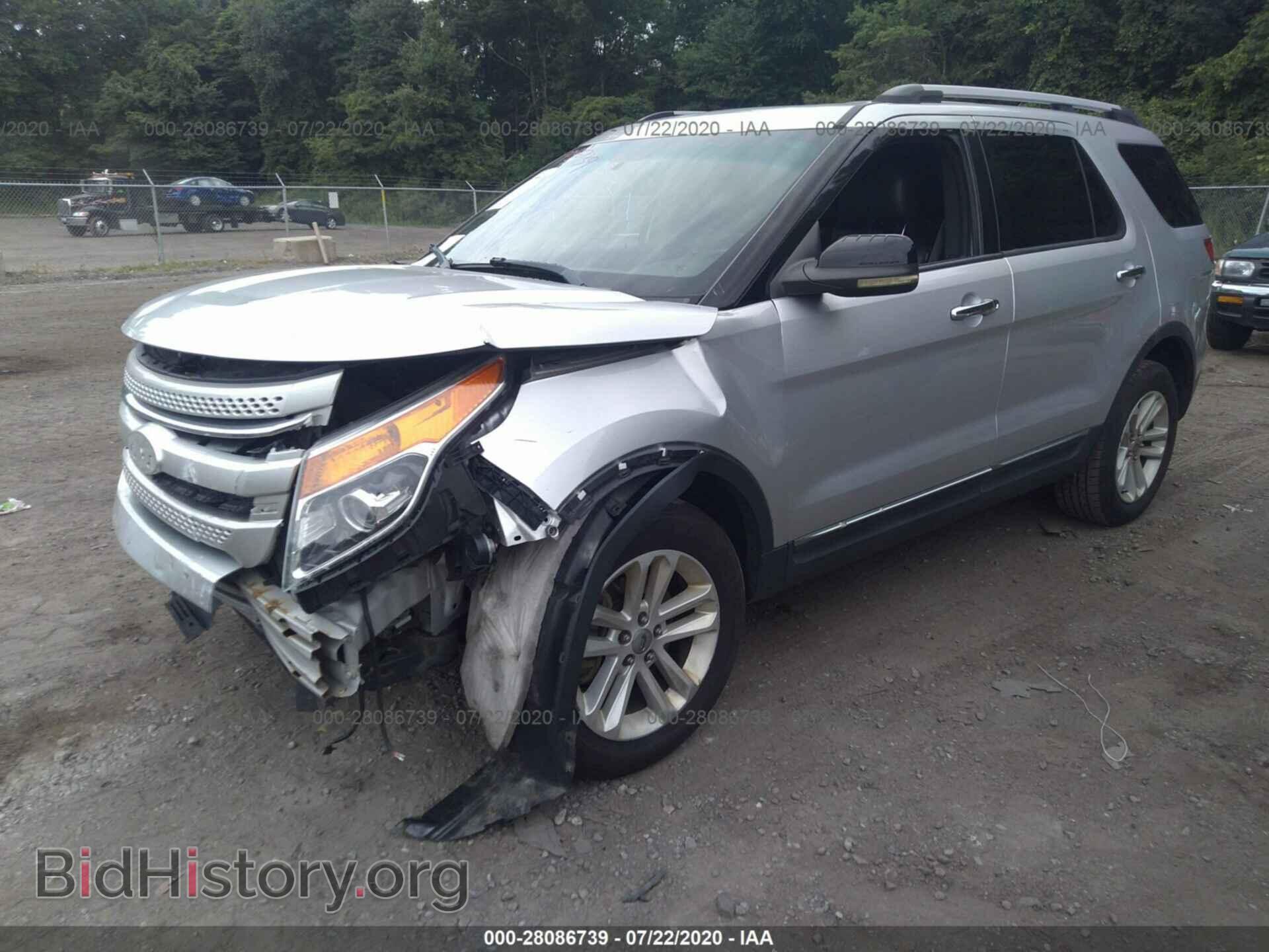 2011 FORD EXPLORER - VIN: 1FMHK8D85BGA44223 - Фото 2
