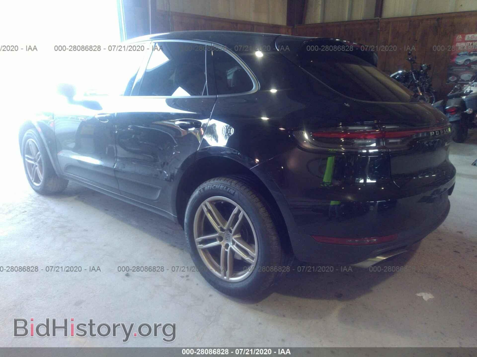 2020 PORSCHE MACAN - VIN: WP1AA2A55LLB04945 - Фото 3