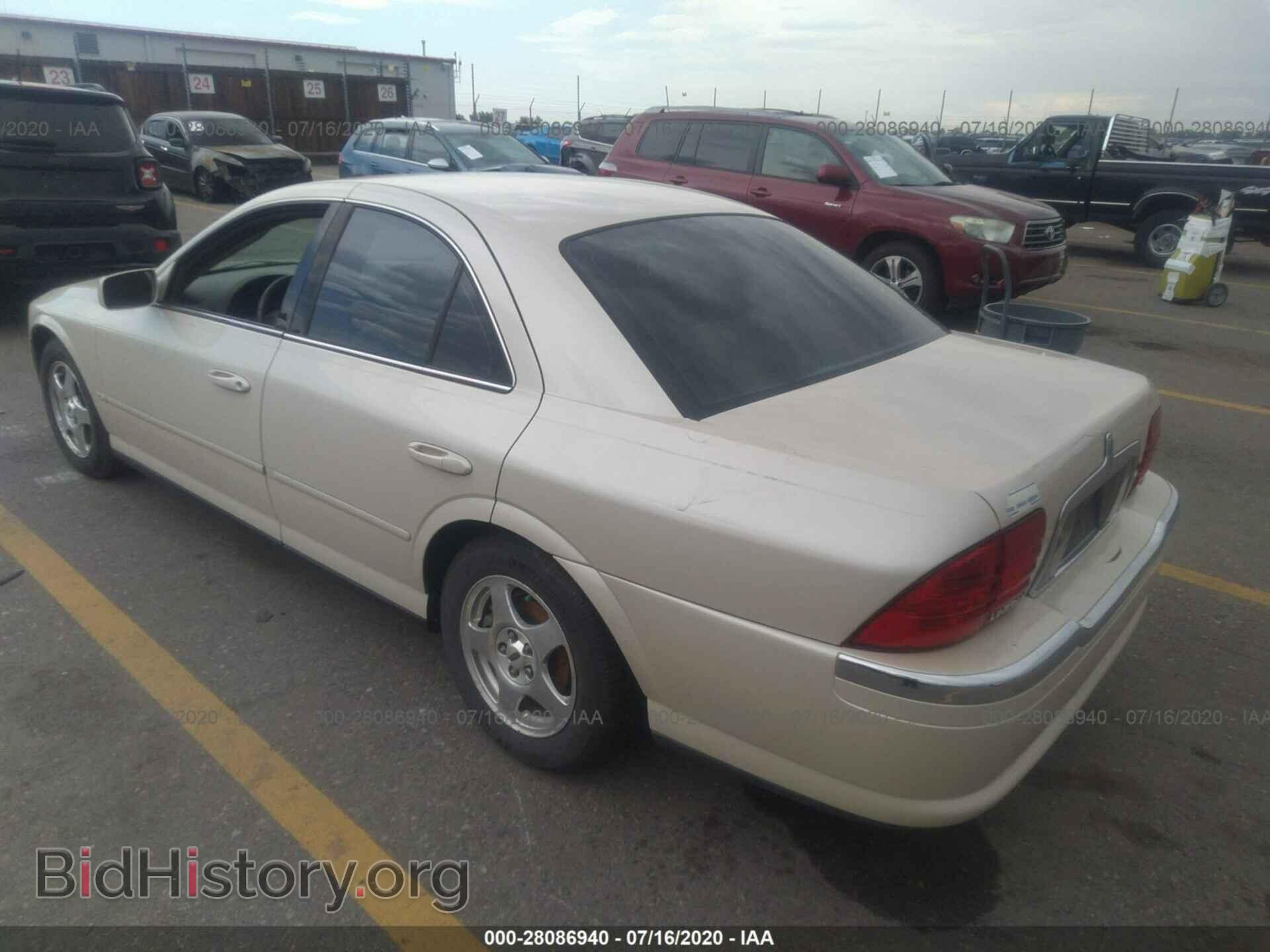 2000 LINCOLN LS - VIN: 1LNHM87A0YY751113 - Photo 3