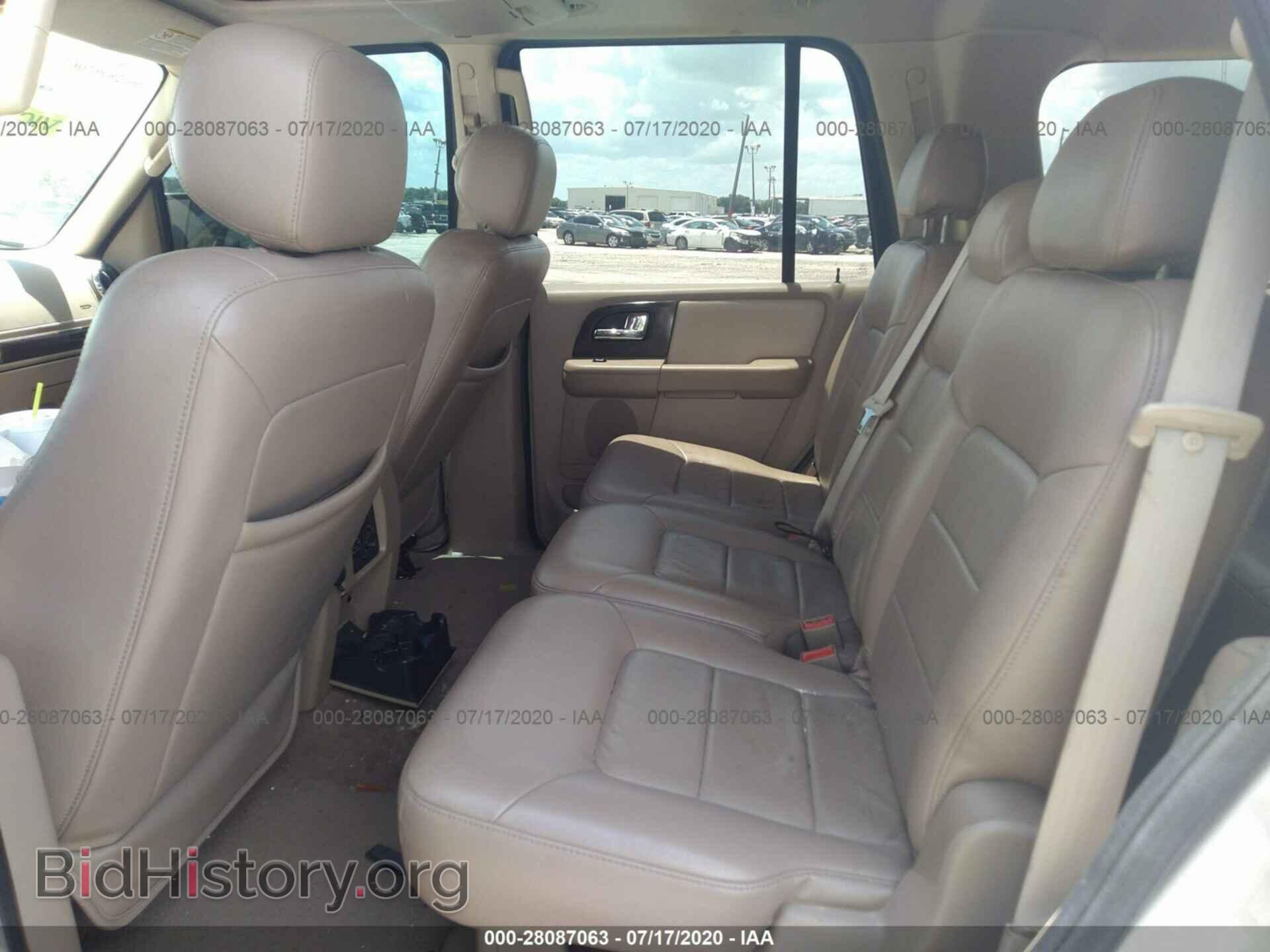 2006 FORD EXPEDITION - VIN: 1FMFU20506LA09211 - Фото 8