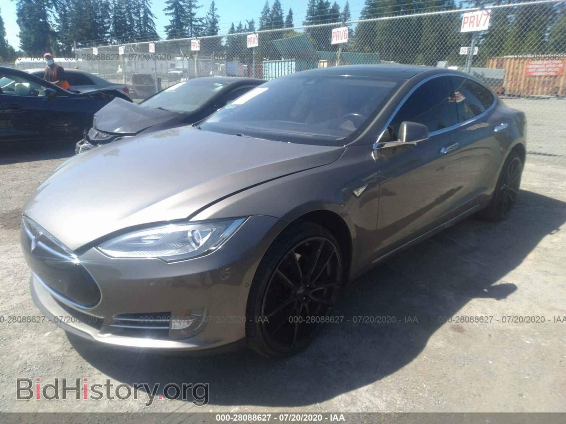 2015 TESLA MODEL S - VIN: 5YJSA1H49FF086471 - Фото 2
