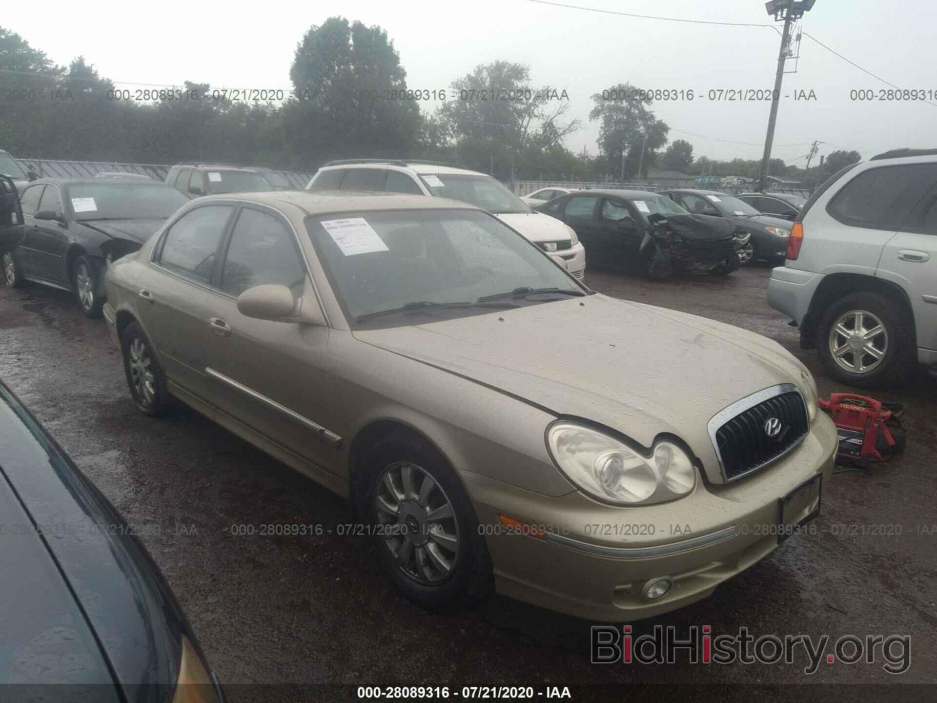 Photo KMHWF35H24A928641 - HYUNDAI SONATA 2004