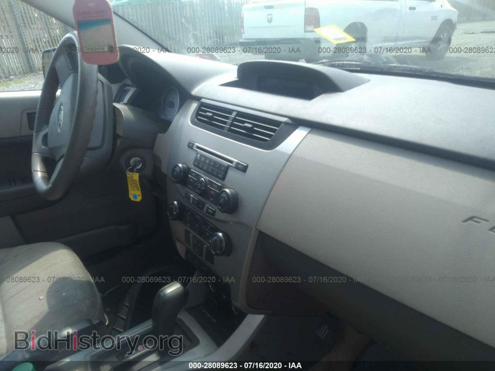 2008 FORD FOCUS - VIN: 1FAHP35N98W118762 - Фото 5