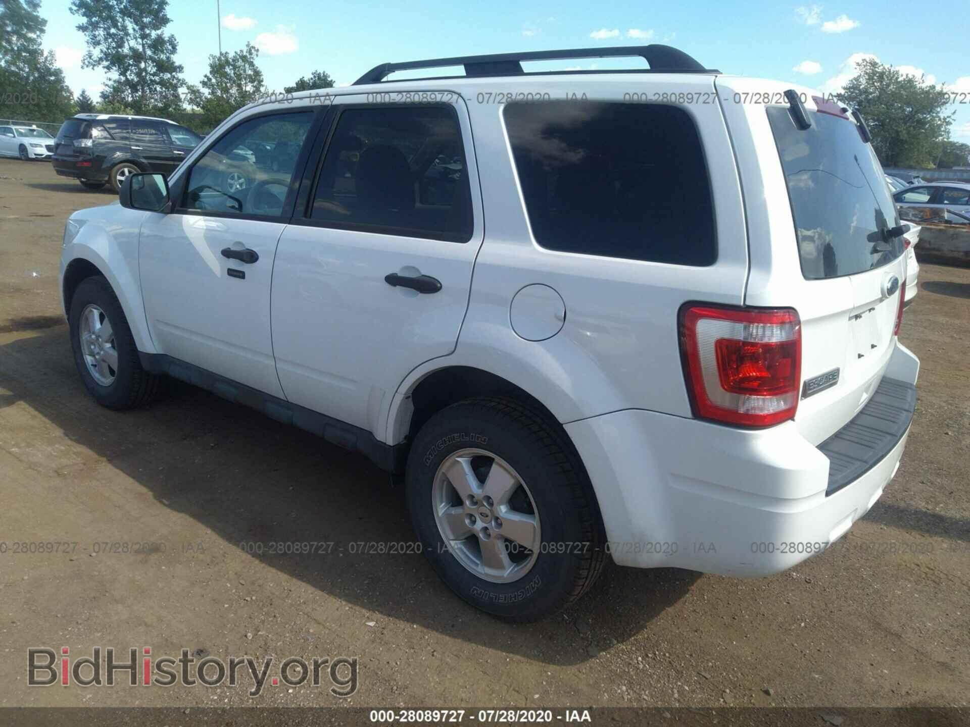 2012 FORD ESCAPE - VIN: 1FMCU9DG0CKB69307 - Фото 3