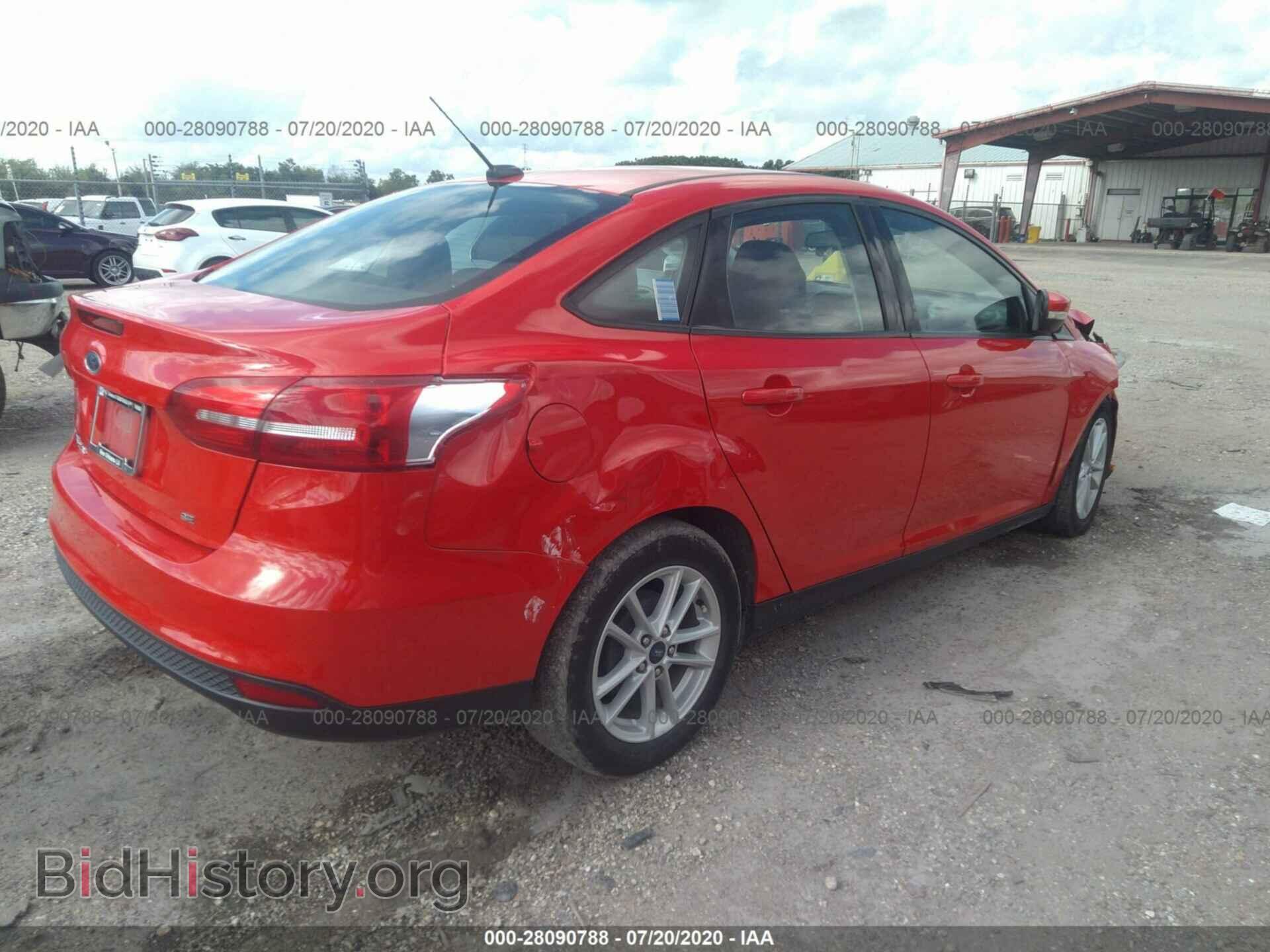 2017 FORD FOCUS - VIN: 1FADP3F2XHL225758 - Photo 4