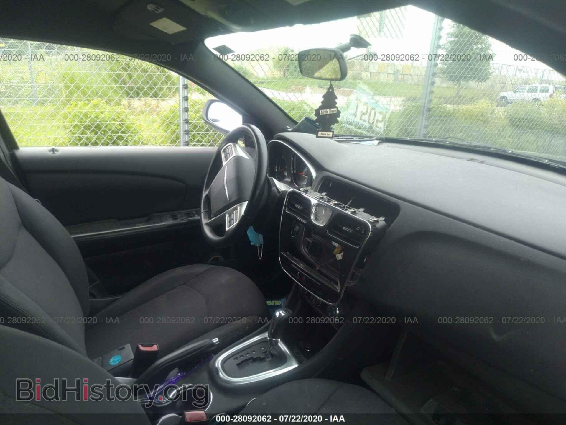 2013 CHRYSLER 200 - VIN: 1C3CCBBB7DN600736 - Photo 5