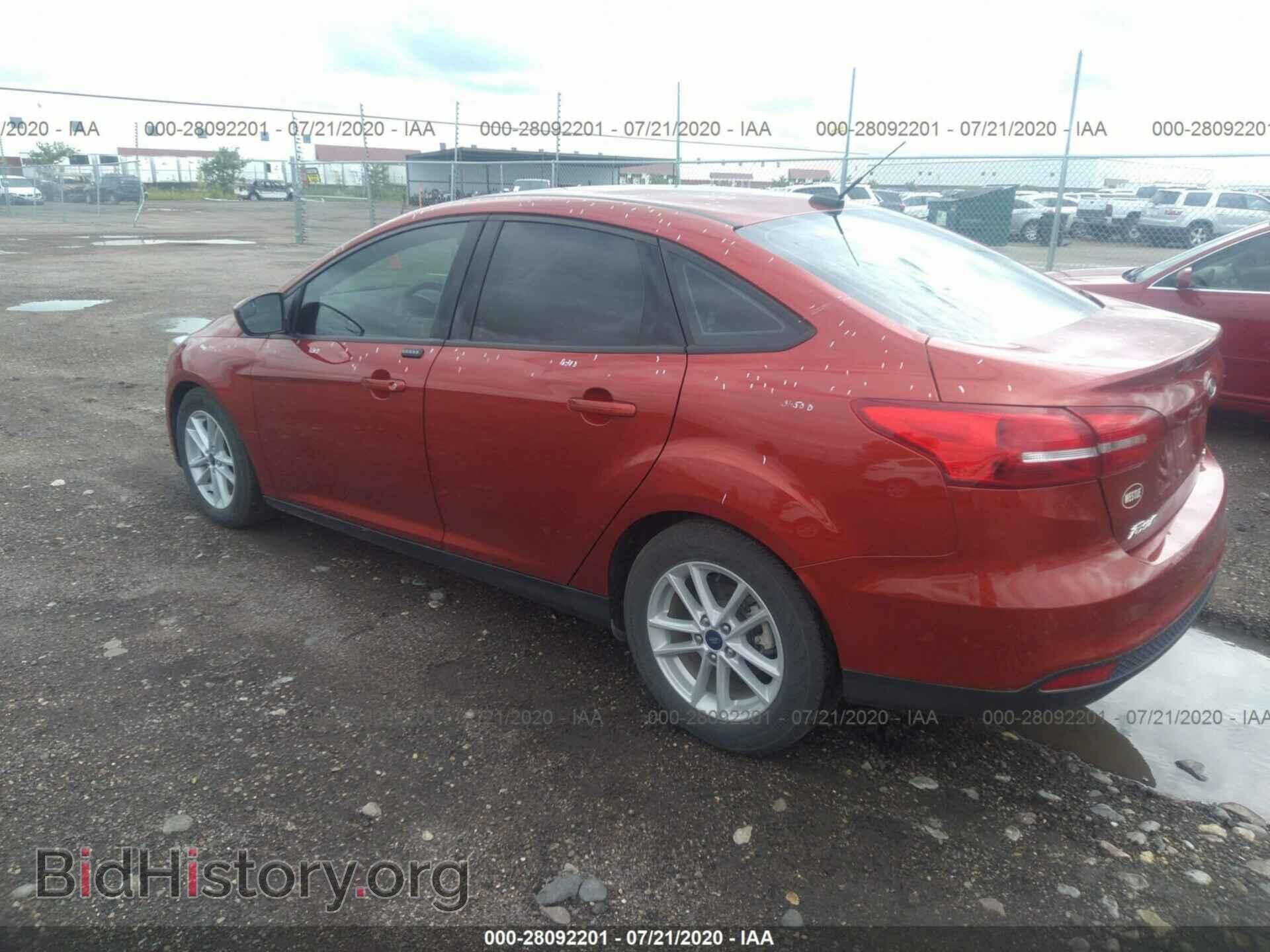 2018 FORD FOCUS - VIN: 1FADP3FE4JL303693 - Фото 3