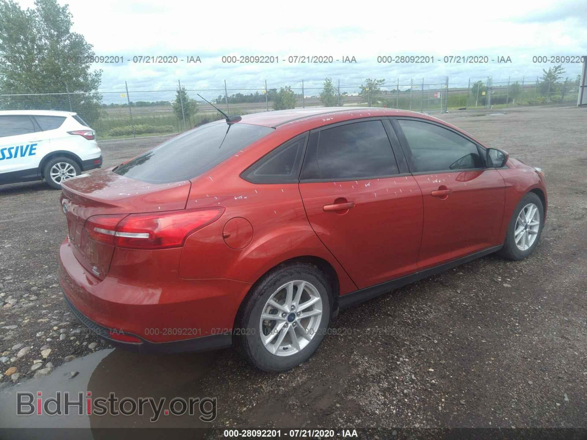 2018 FORD FOCUS - VIN: 1FADP3FE4JL303693 - Фото 4