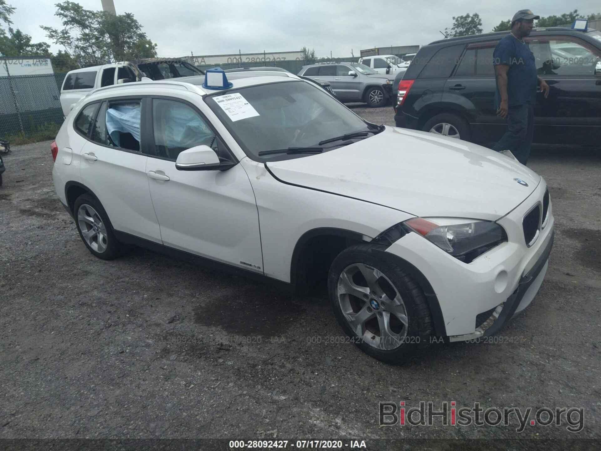 Photo WBAVM1C57DVW46083 - BMW X1 2013