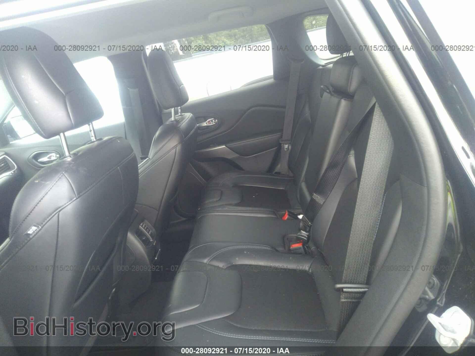 2020 JEEP CHEROKEE - VIN: 1C4PJLLB6LD625879 - Фото 8