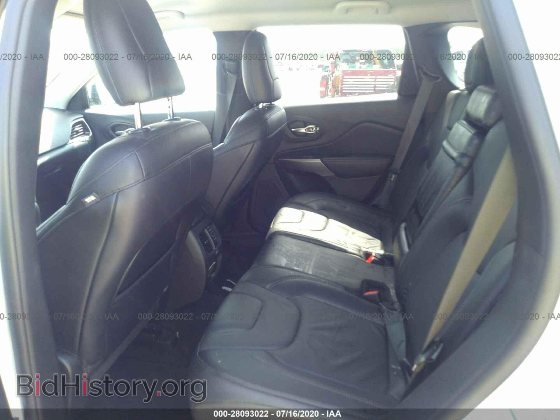 2019 JEEP CHEROKEE - VIN: 1C4PJLDB1KD403036 - Photo 8