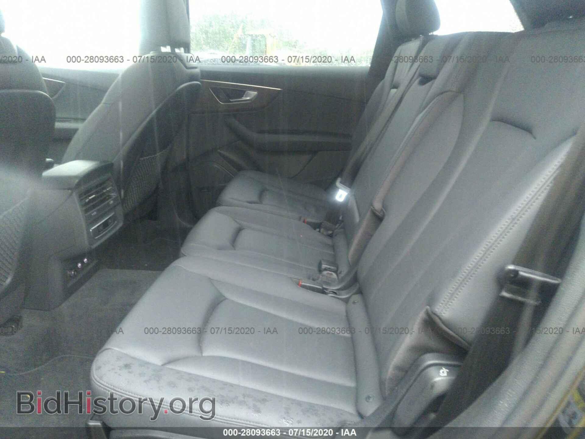 2020 AUDI Q7 - VIN: WA1LXAF79LD003263 - Фото 8