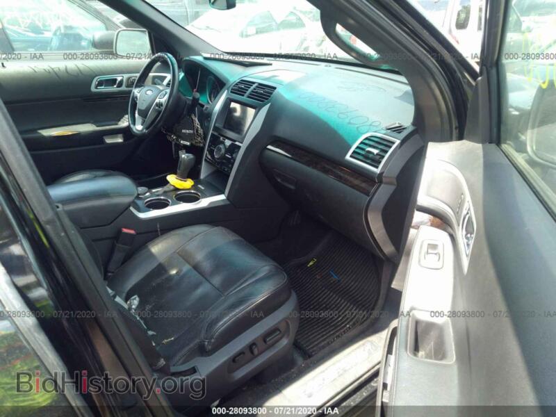 2011 Ford EXPLORER (VIN 1FMHK8F80BGA25589) — фото 5 из 11
