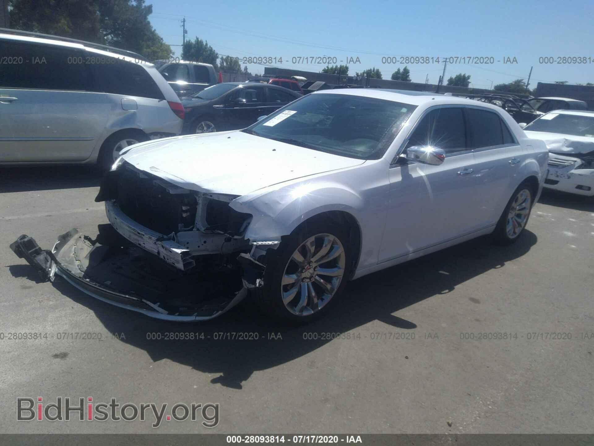 2017 CHRYSLER 300 - VIN: 2C3CCAEG7HH632554 - Фото 2