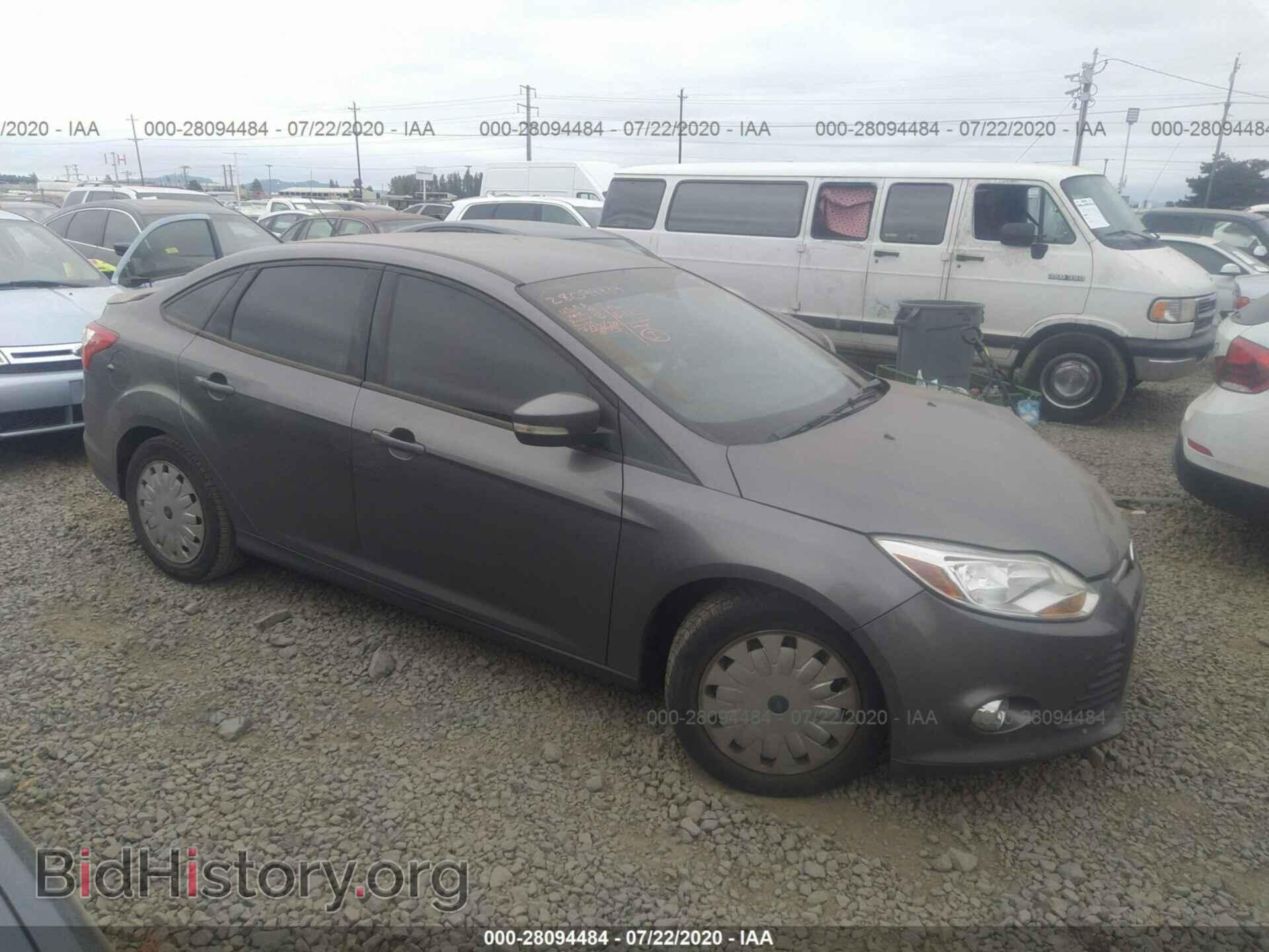 Photo 1FAHP3F2XCL155673 - FORD FOCUS 2012