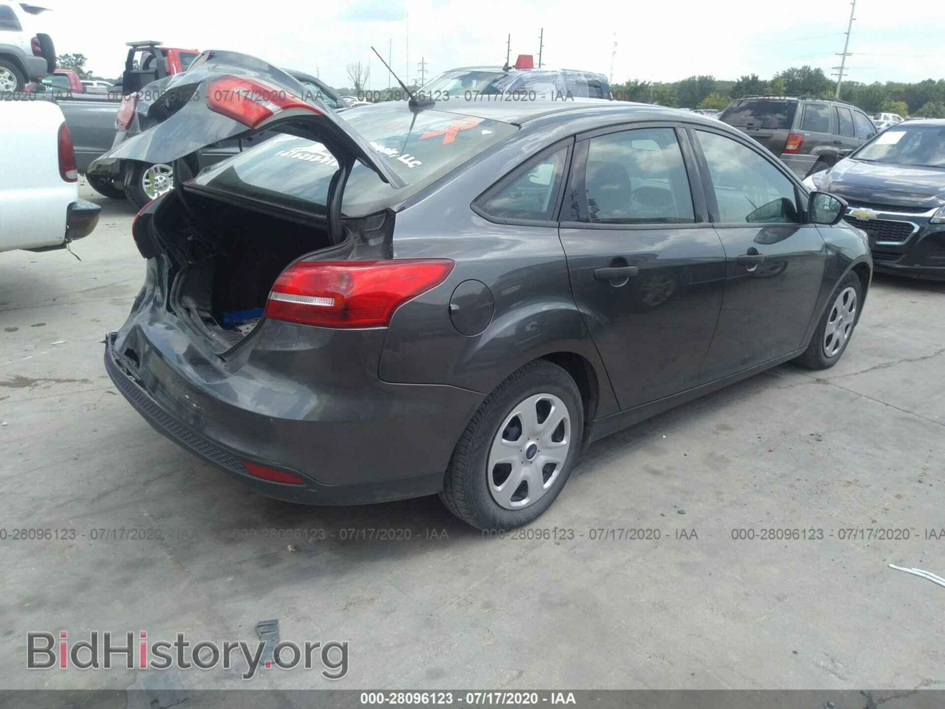 2017 FORD FOCUS - VIN: 1FADP3E28HL266617 - Photo 4