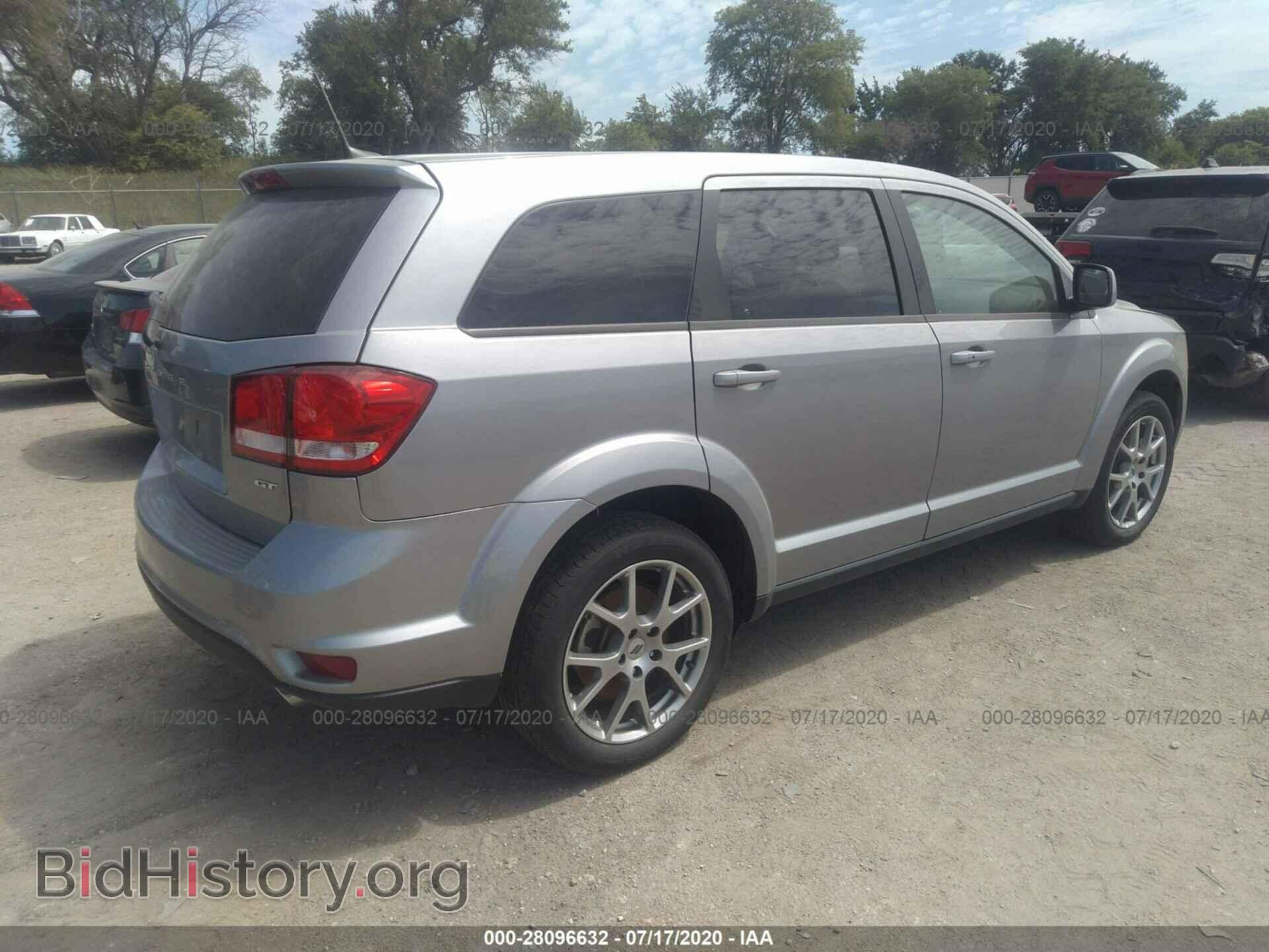2019 DODGE JOURNEY - VIN: 3C4PDDEG9KT745965 - Фото 4