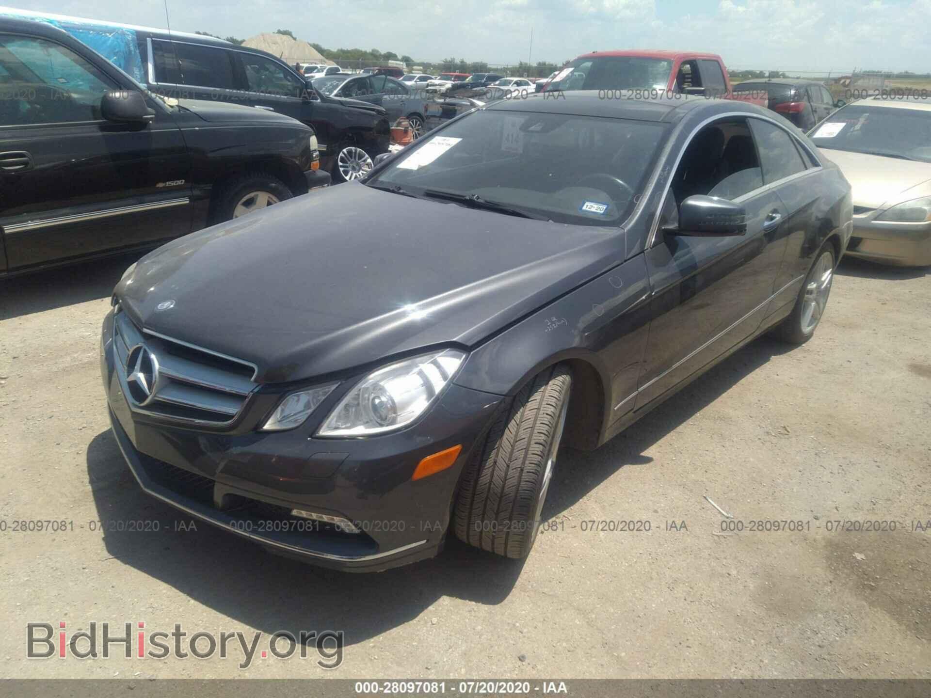 2011 MERCEDES-BENZ E-CLASS - VIN: WDDKJ5GB3BF089692 - Фото 2